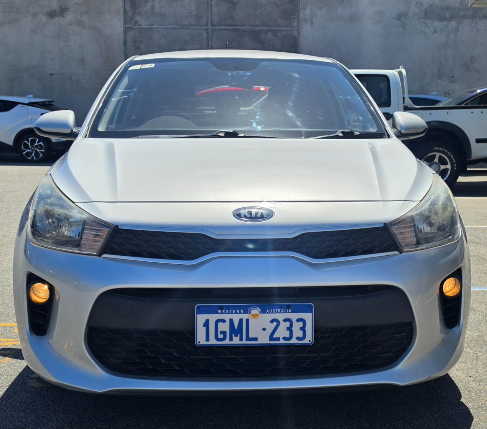 
								2018 Kia Rio S full									