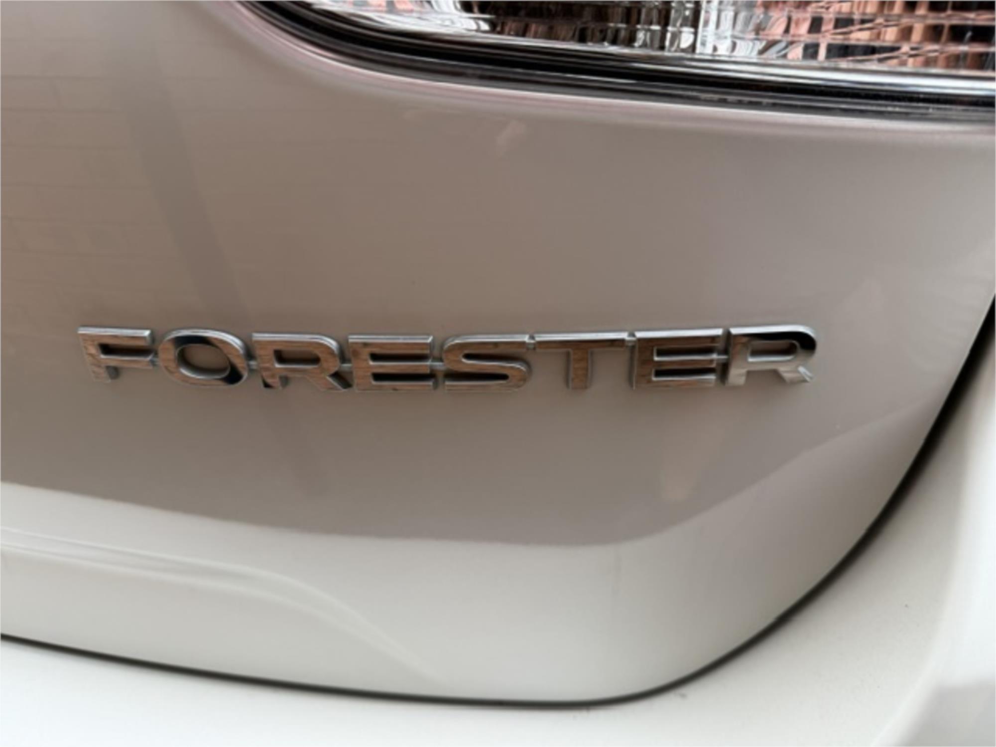 
								2024 SUBARU FORESTER 2.5i (AWD) full									