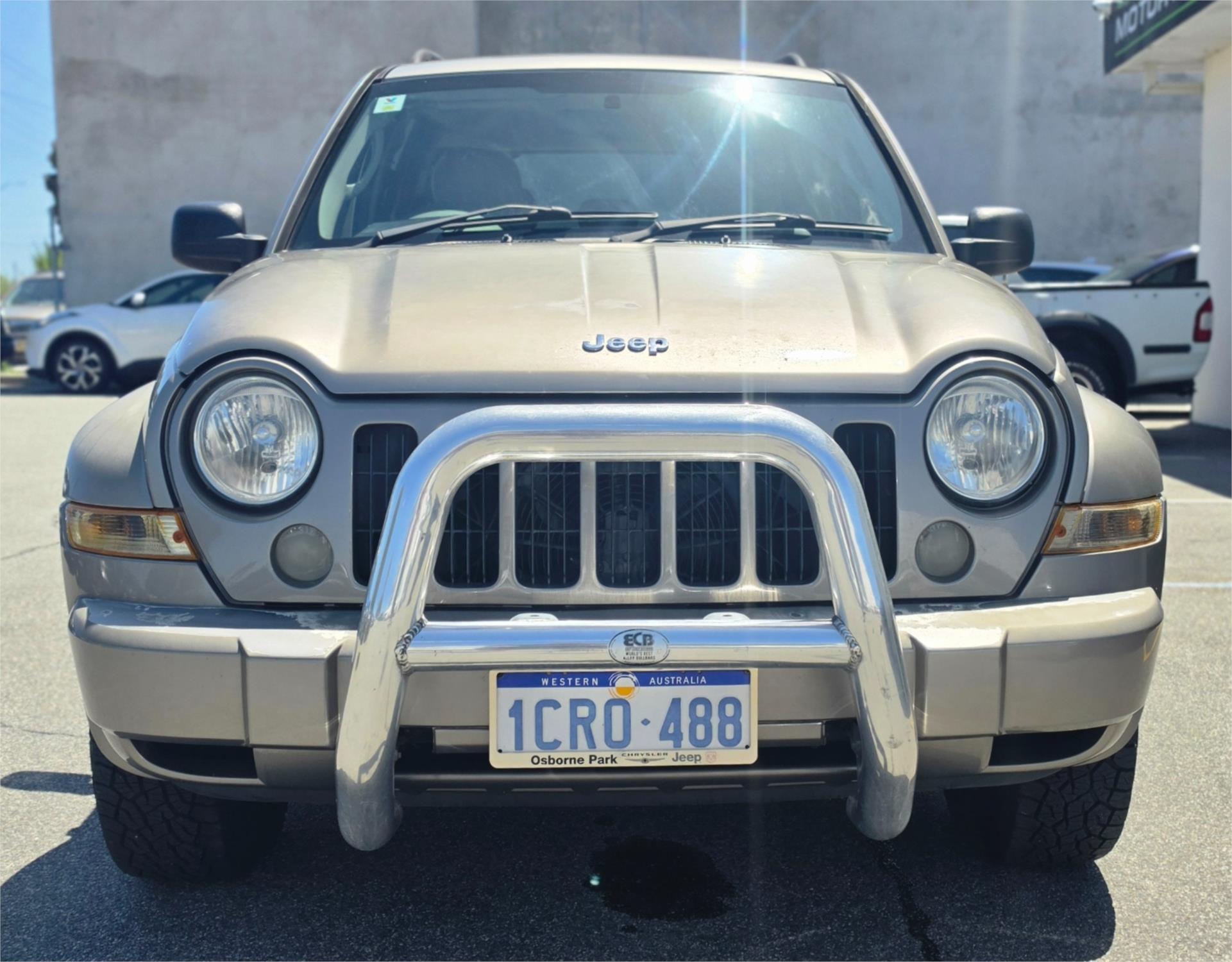 
								2007 Jeep Cherokee Sport full									