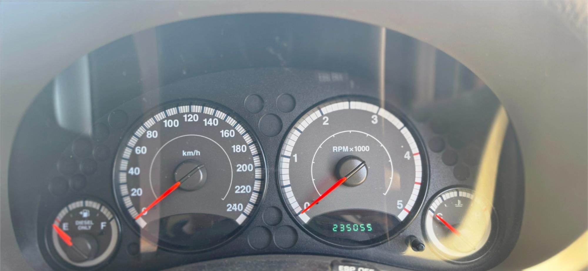 
								2007 Jeep Cherokee Sport full									
