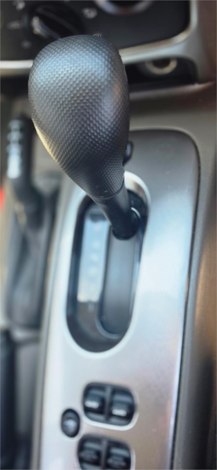 
								2007 Jeep Cherokee Sport full									