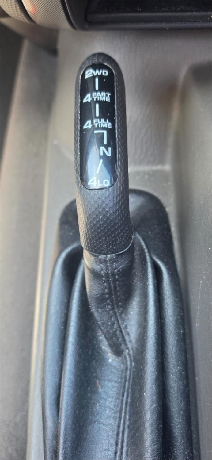 
								2007 Jeep Cherokee Sport full									