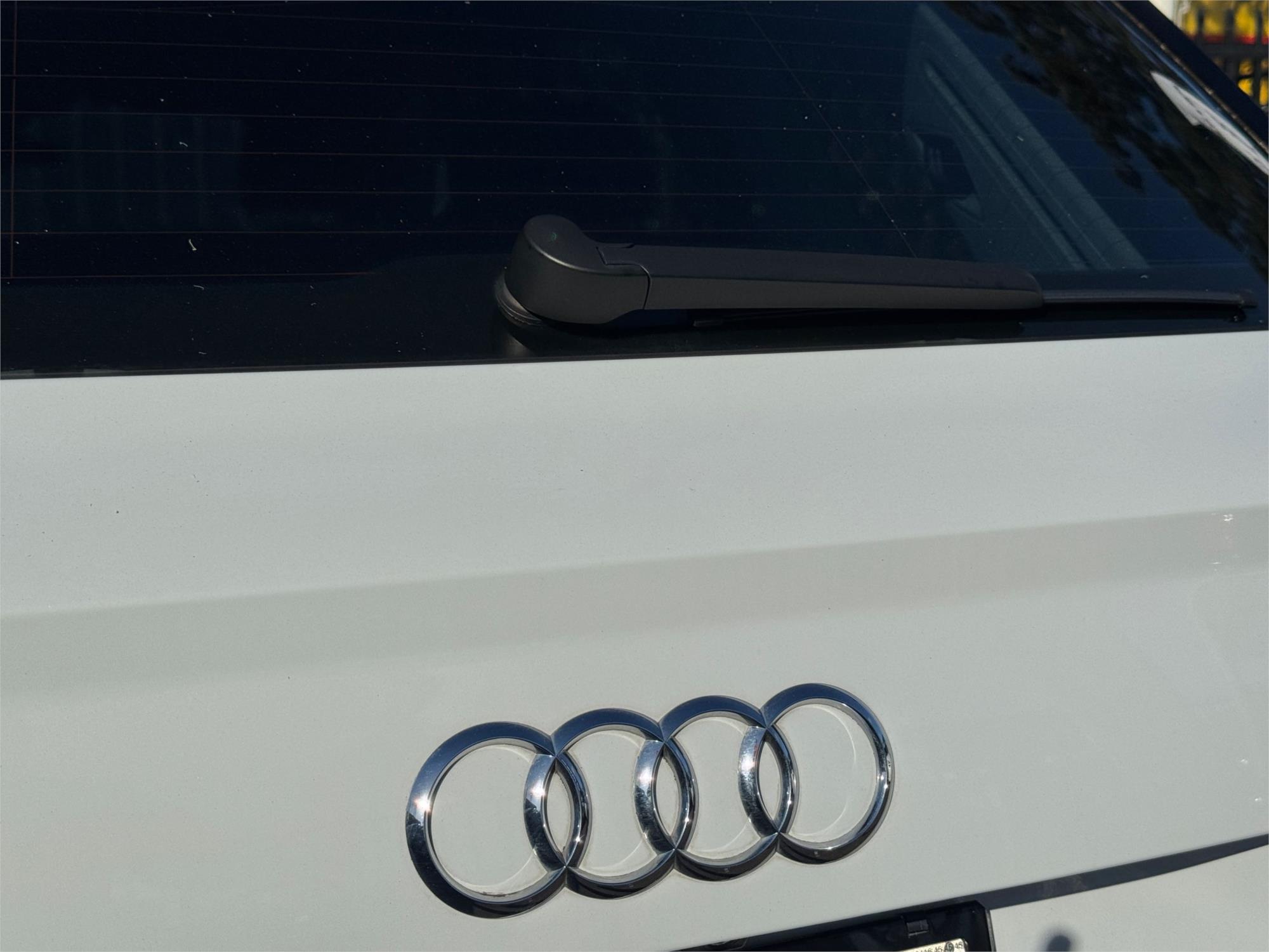 
								2016 Audi Q7 TDI full									