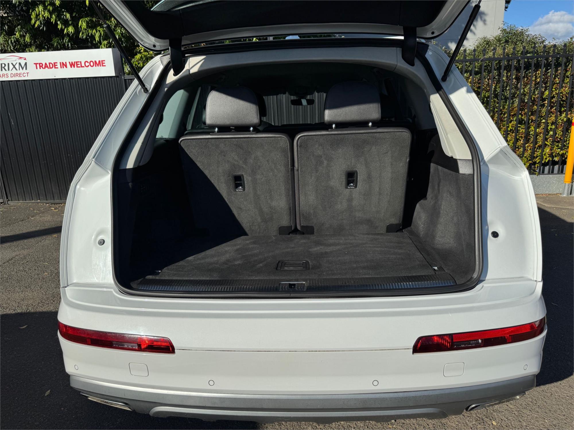 
								2016 Audi Q7 TDI full									