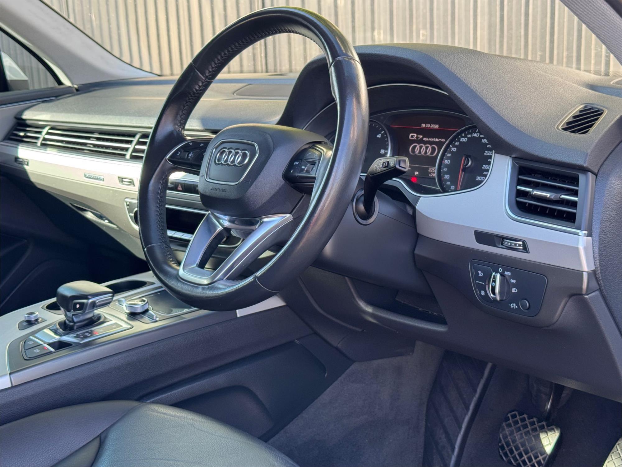 
								2016 Audi Q7 TDI full									
