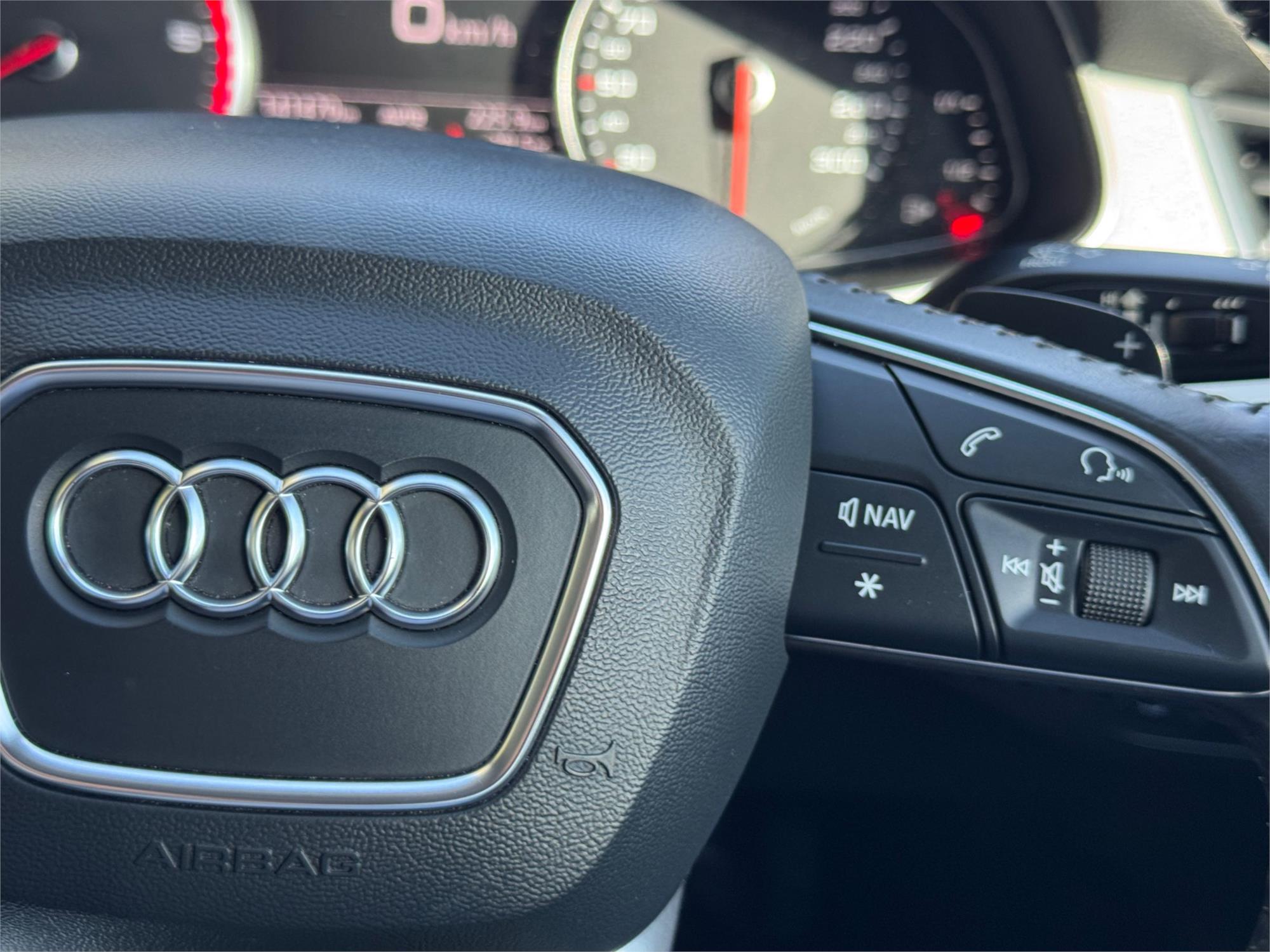 
								2016 Audi Q7 TDI full									