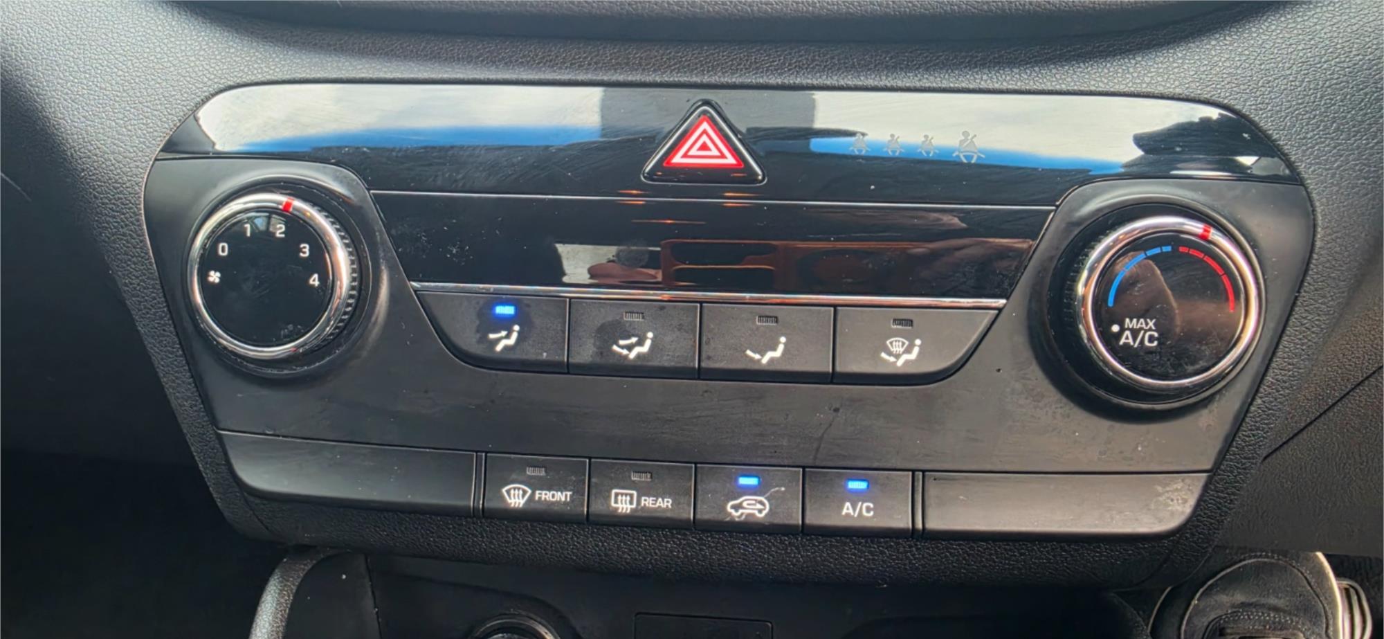 
								2017 Hyundai Tucson Active full									