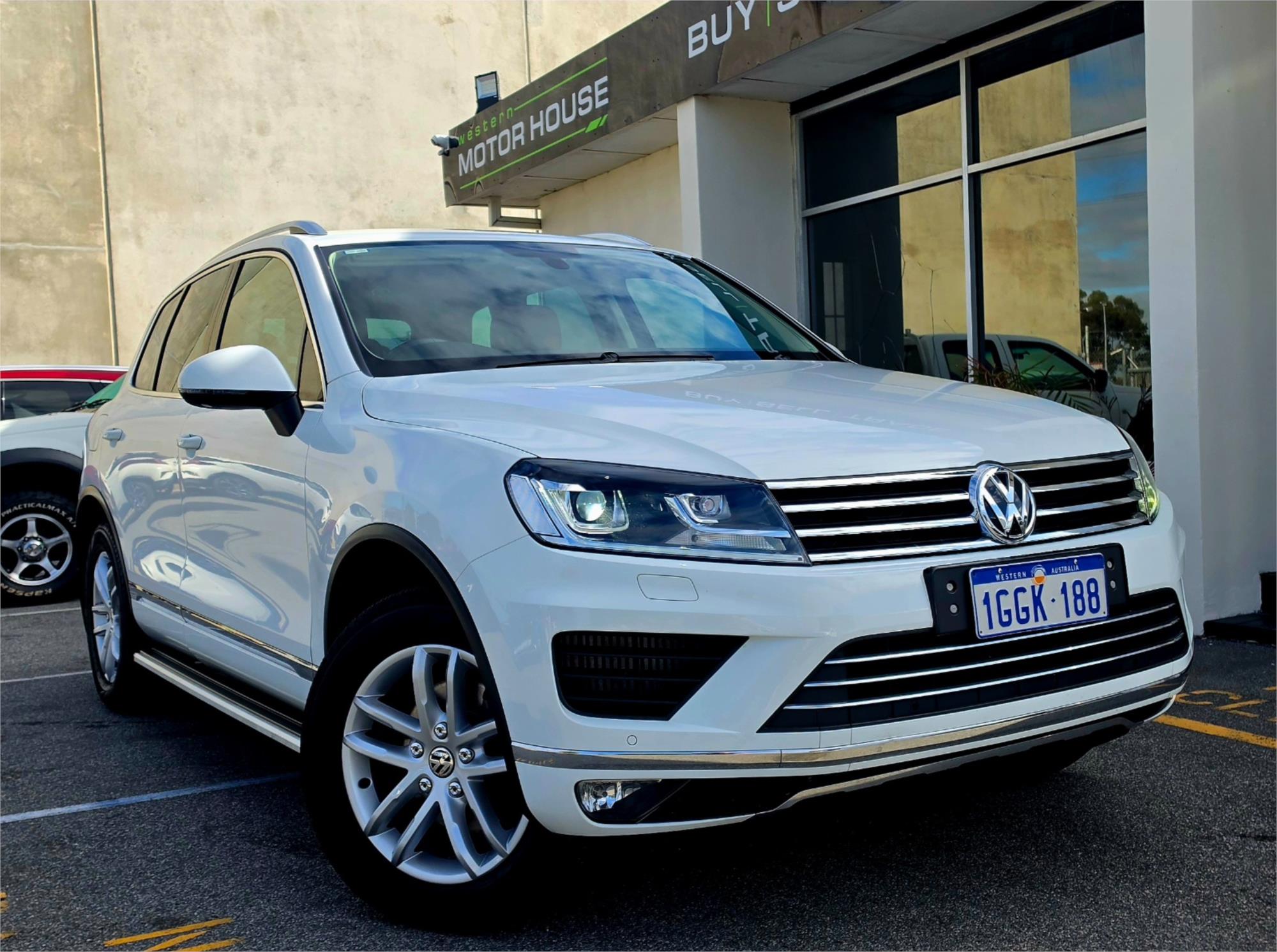 
								2016 Volkswagen Touareg 150TDI Element full									