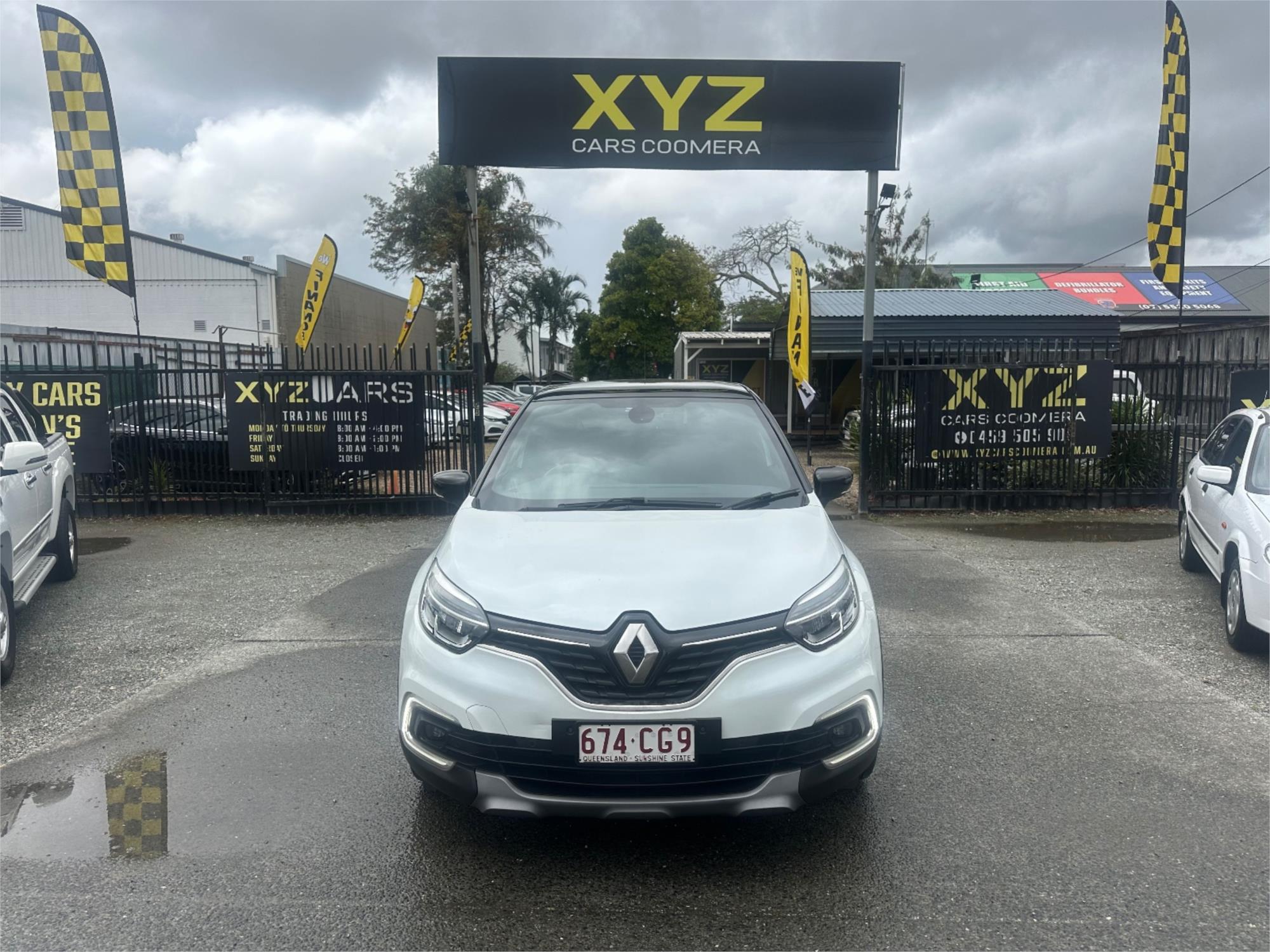 
								2019 Renault Captur Intens full									