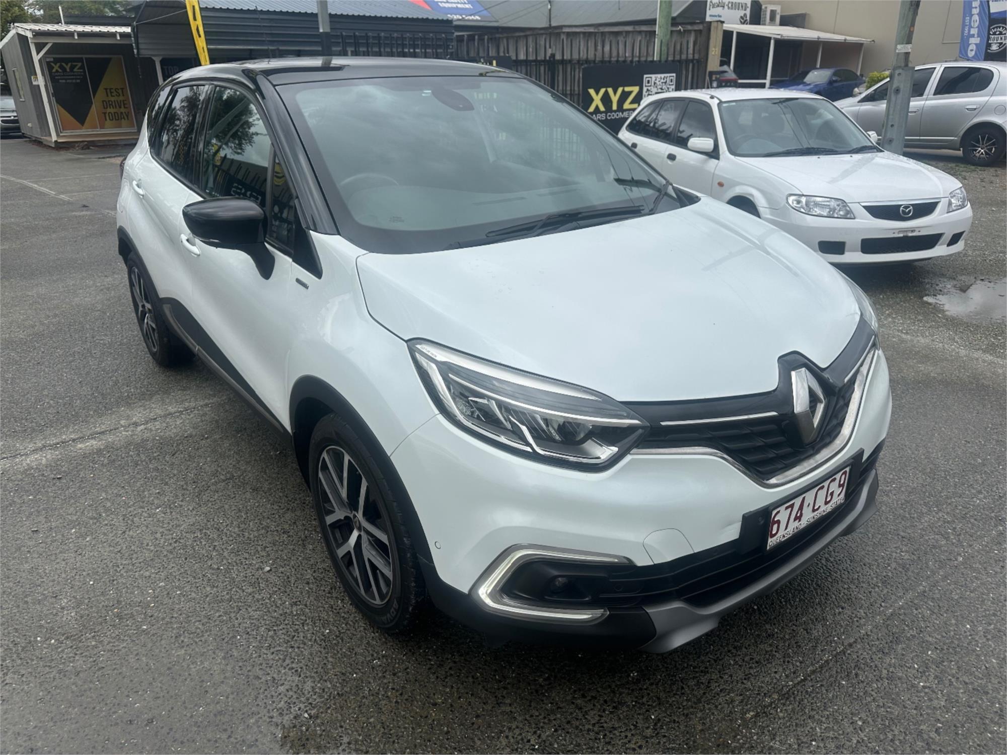 
								2019 Renault Captur Intens full									