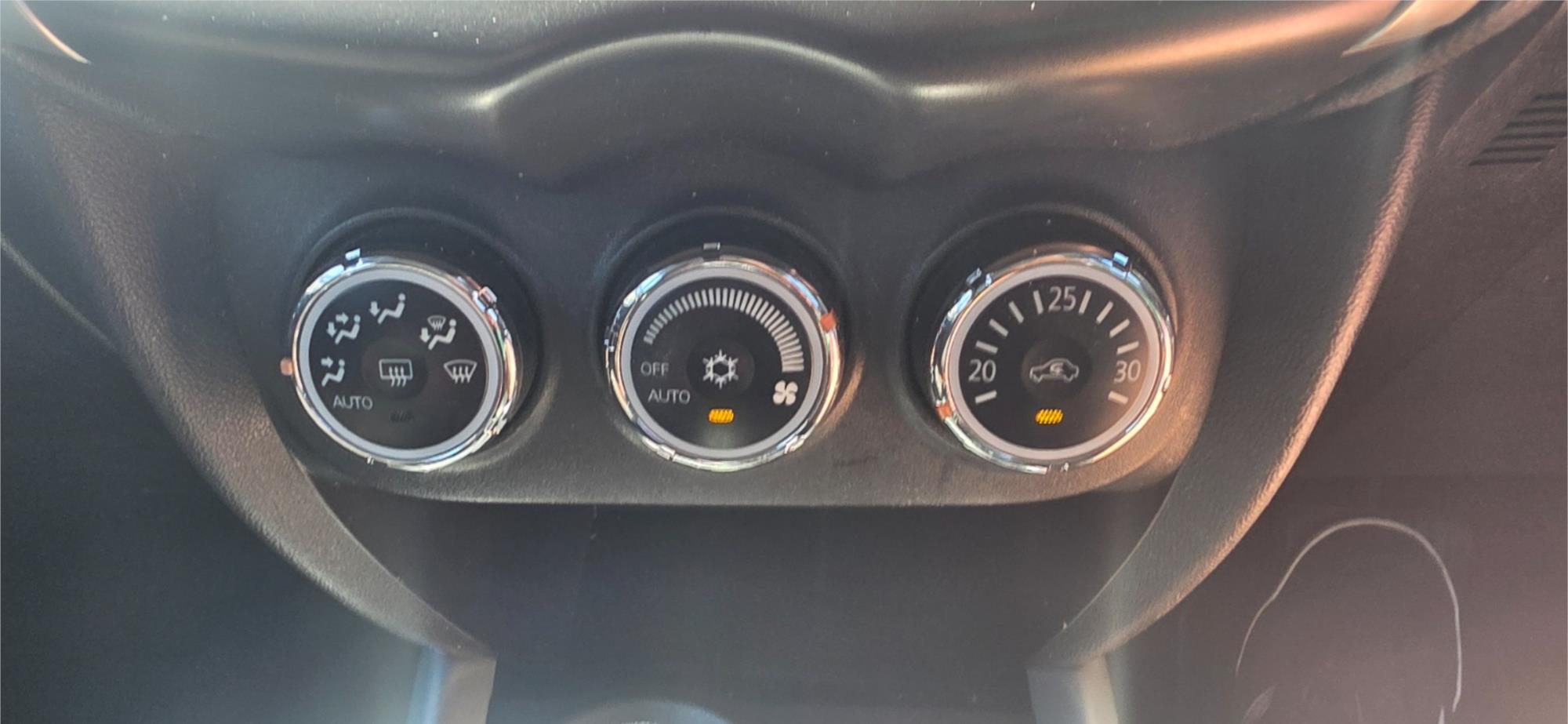 
								2013 Mitsubishi ASX full									