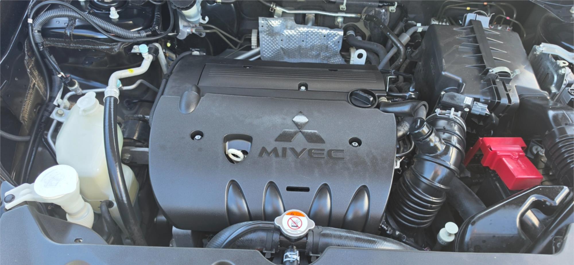 
								2013 Mitsubishi ASX full									