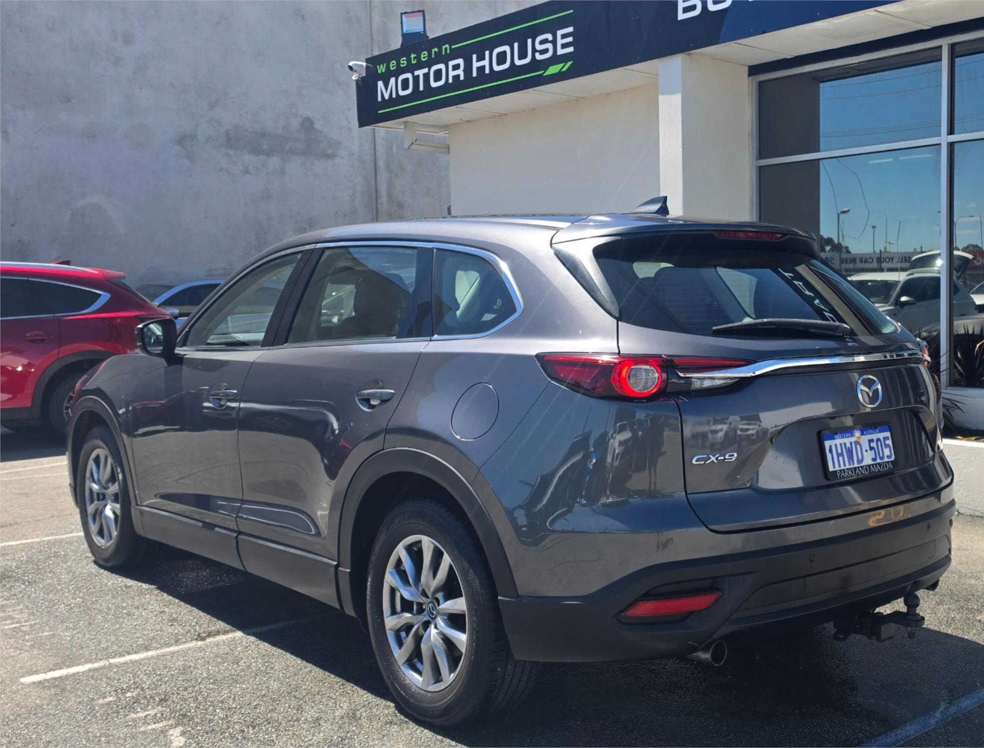 
								2016 Mazda CX-9 Touring full									