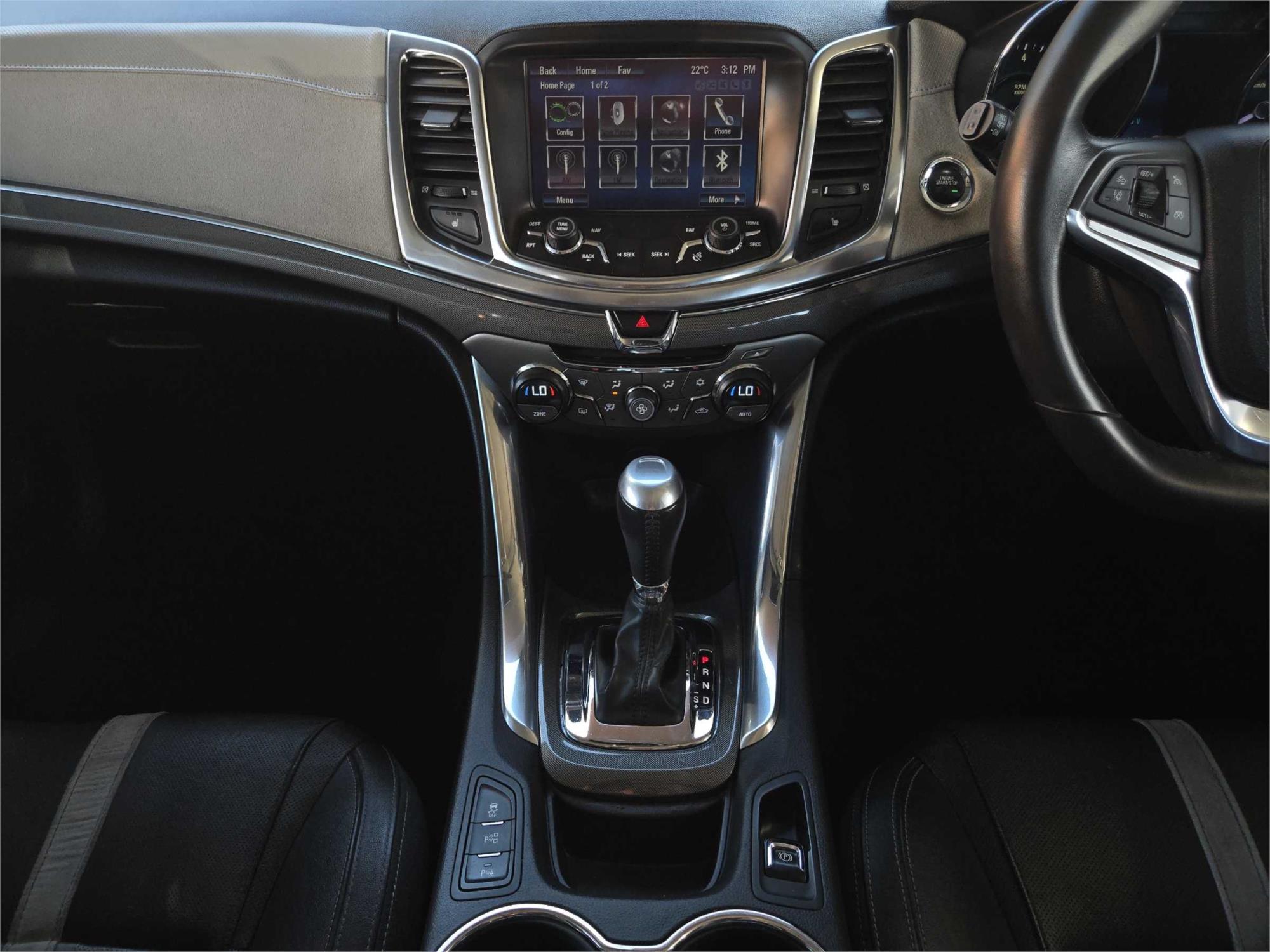 
								2013 Holden Calais V full									
