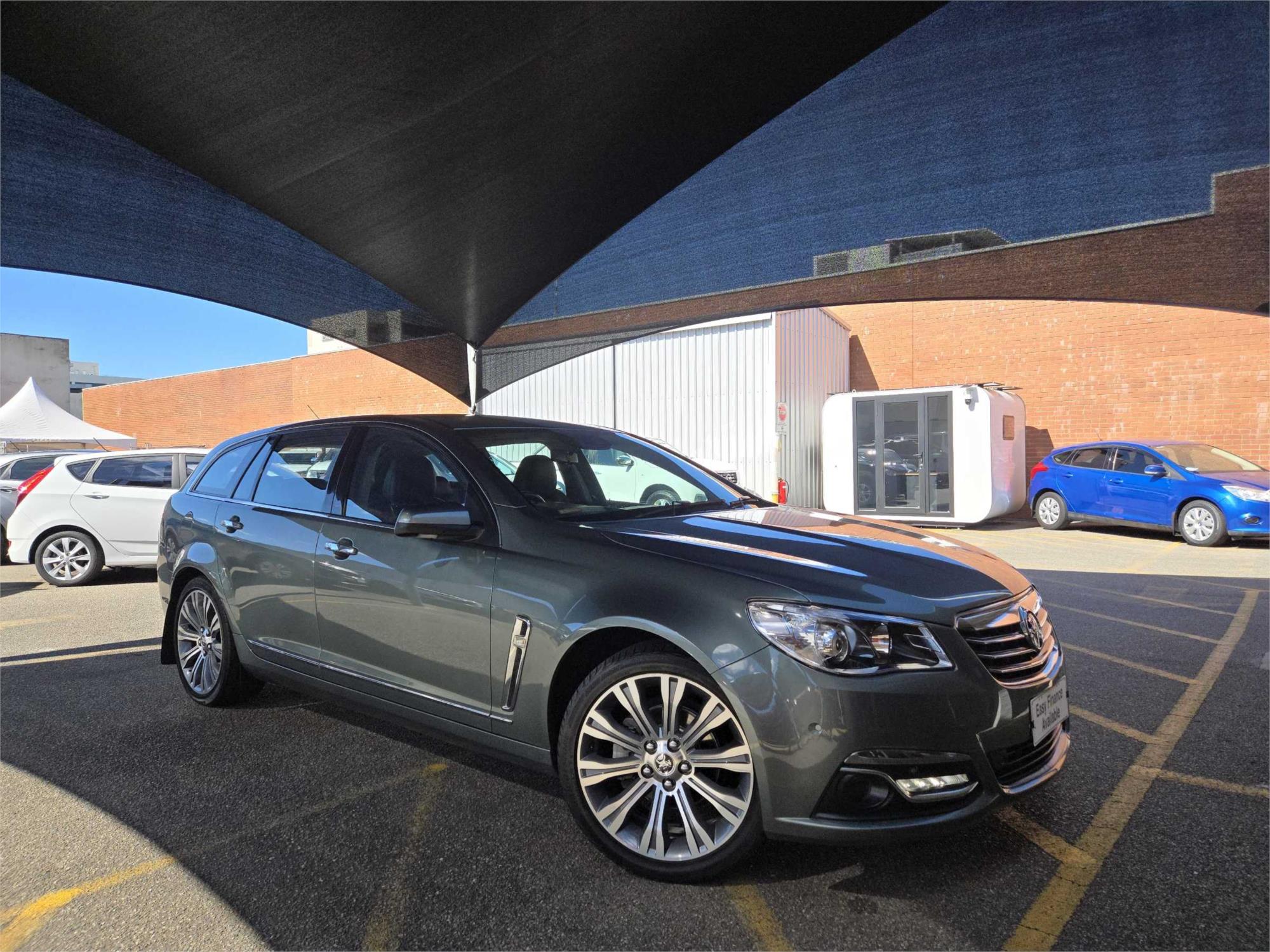 
								2013 Holden Calais V full									