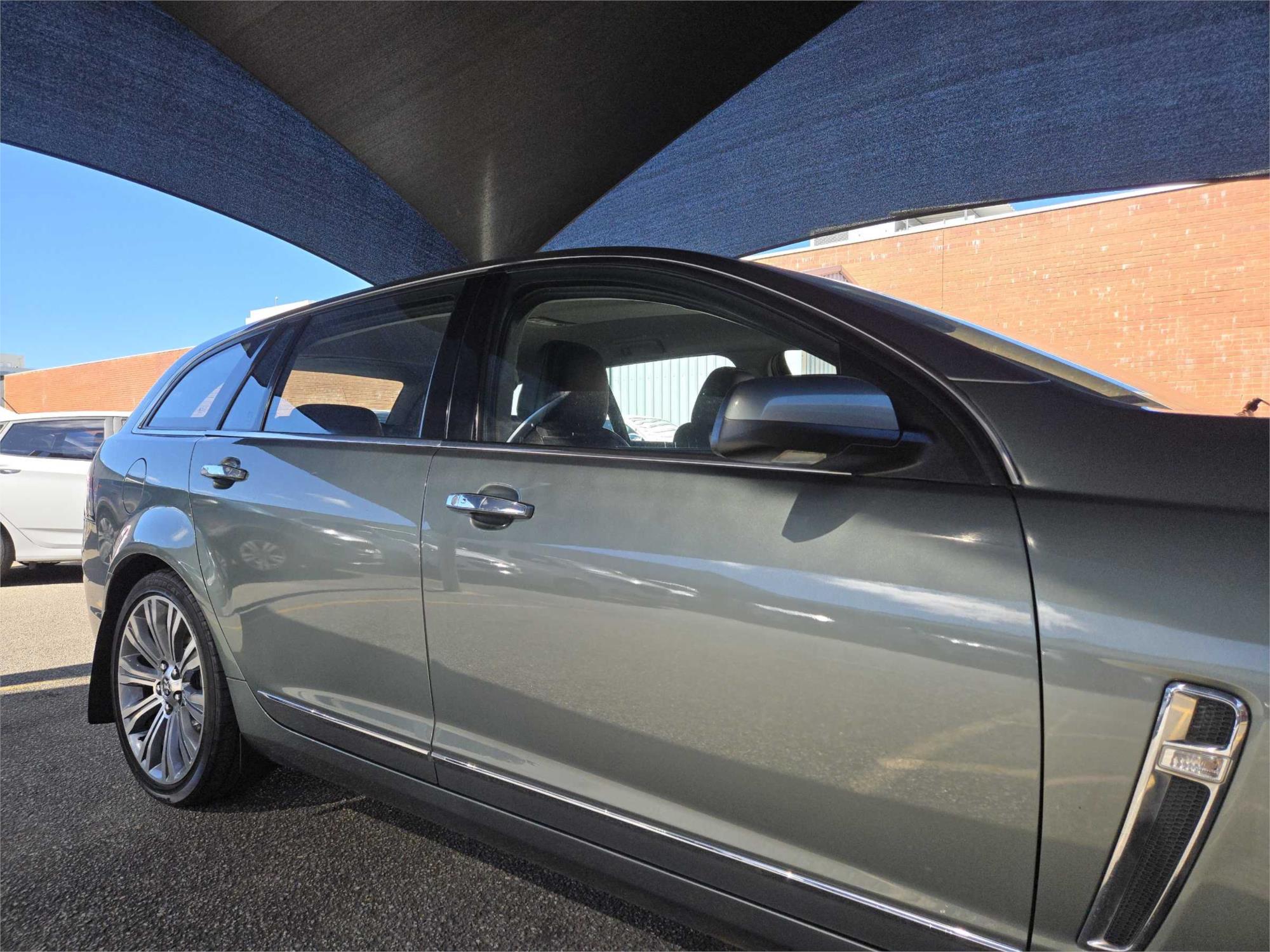 
								2013 Holden Calais V full									