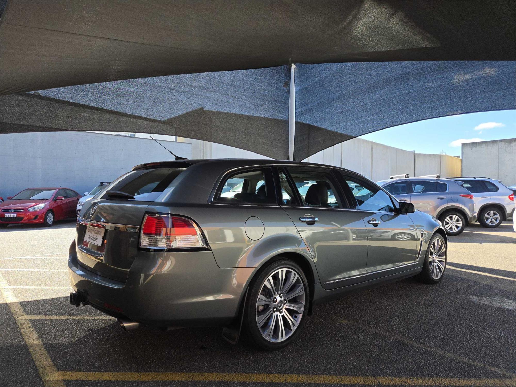 
								2013 Holden Calais V full									
