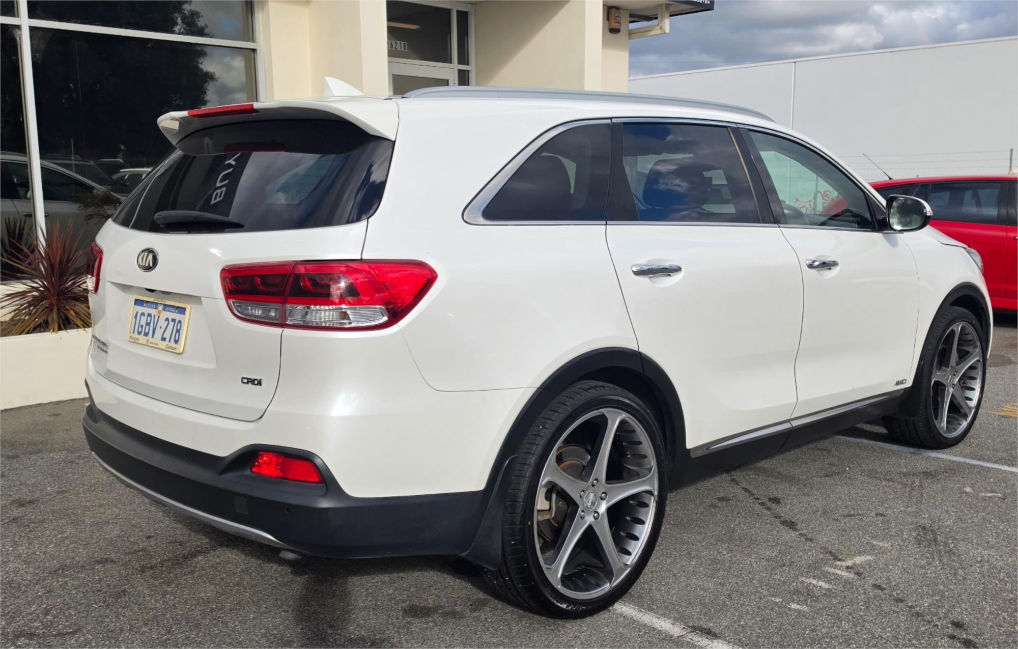 
								2015 Kia Sorento Platinum full									