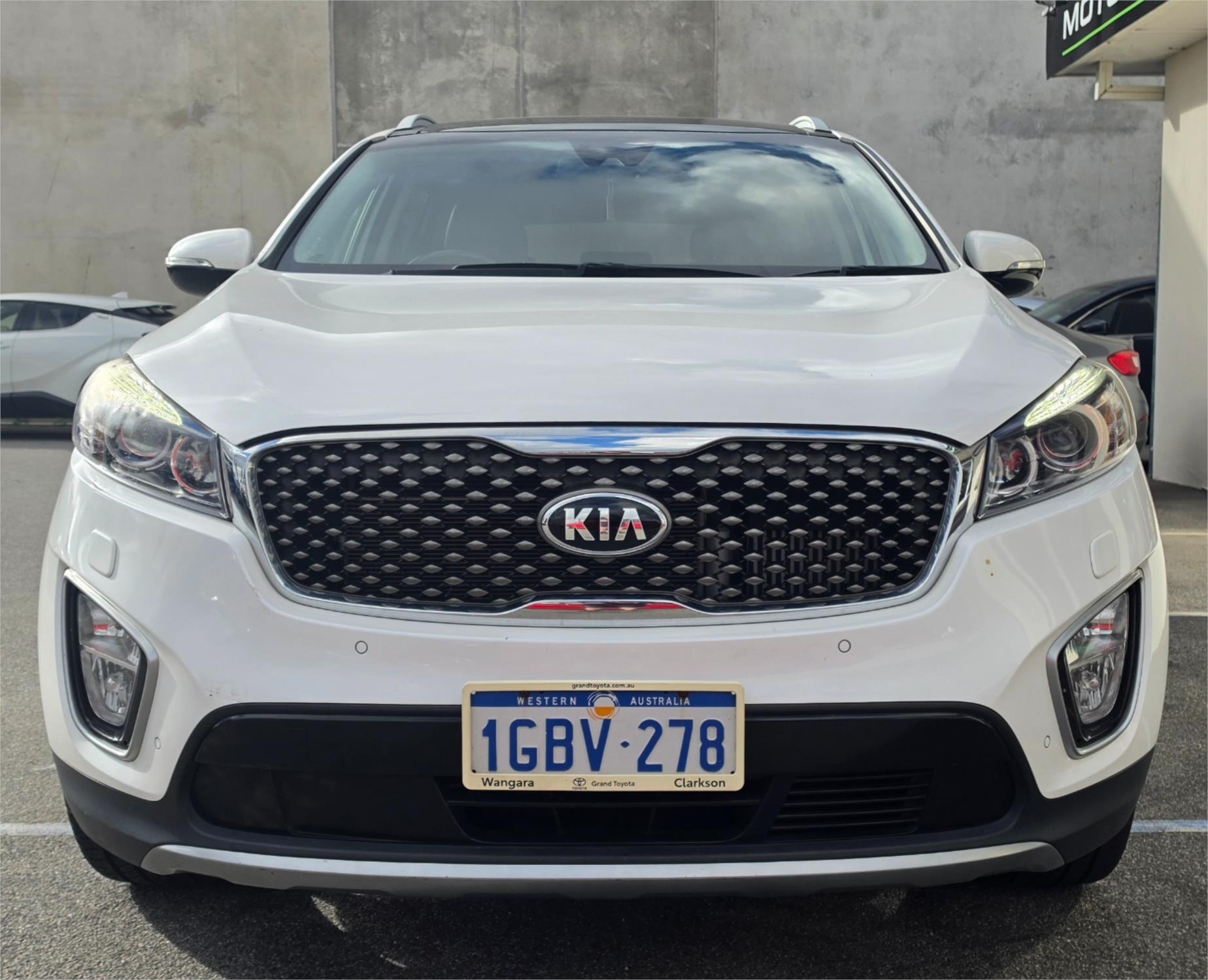 
								2015 Kia Sorento Platinum full									
