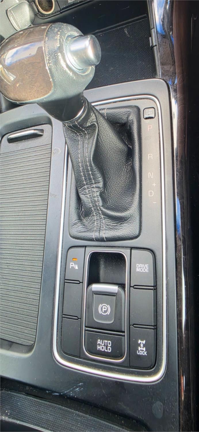 
								2015 Kia Sorento Platinum full									
