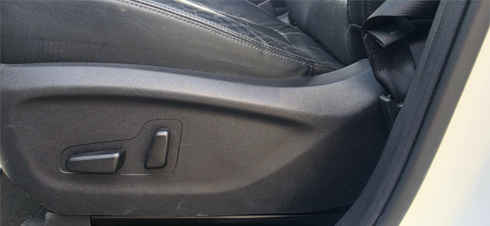 
								2015 Kia Sorento Platinum full									