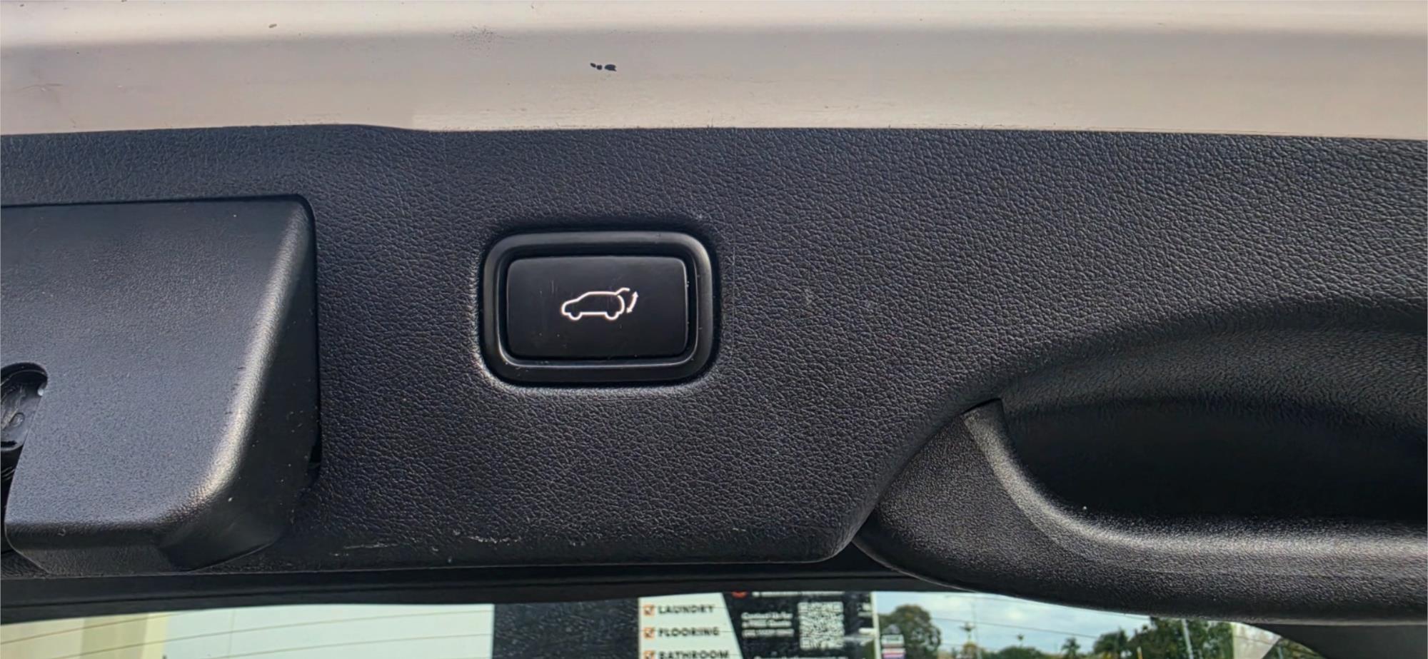 
								2015 Kia Sorento Platinum full									