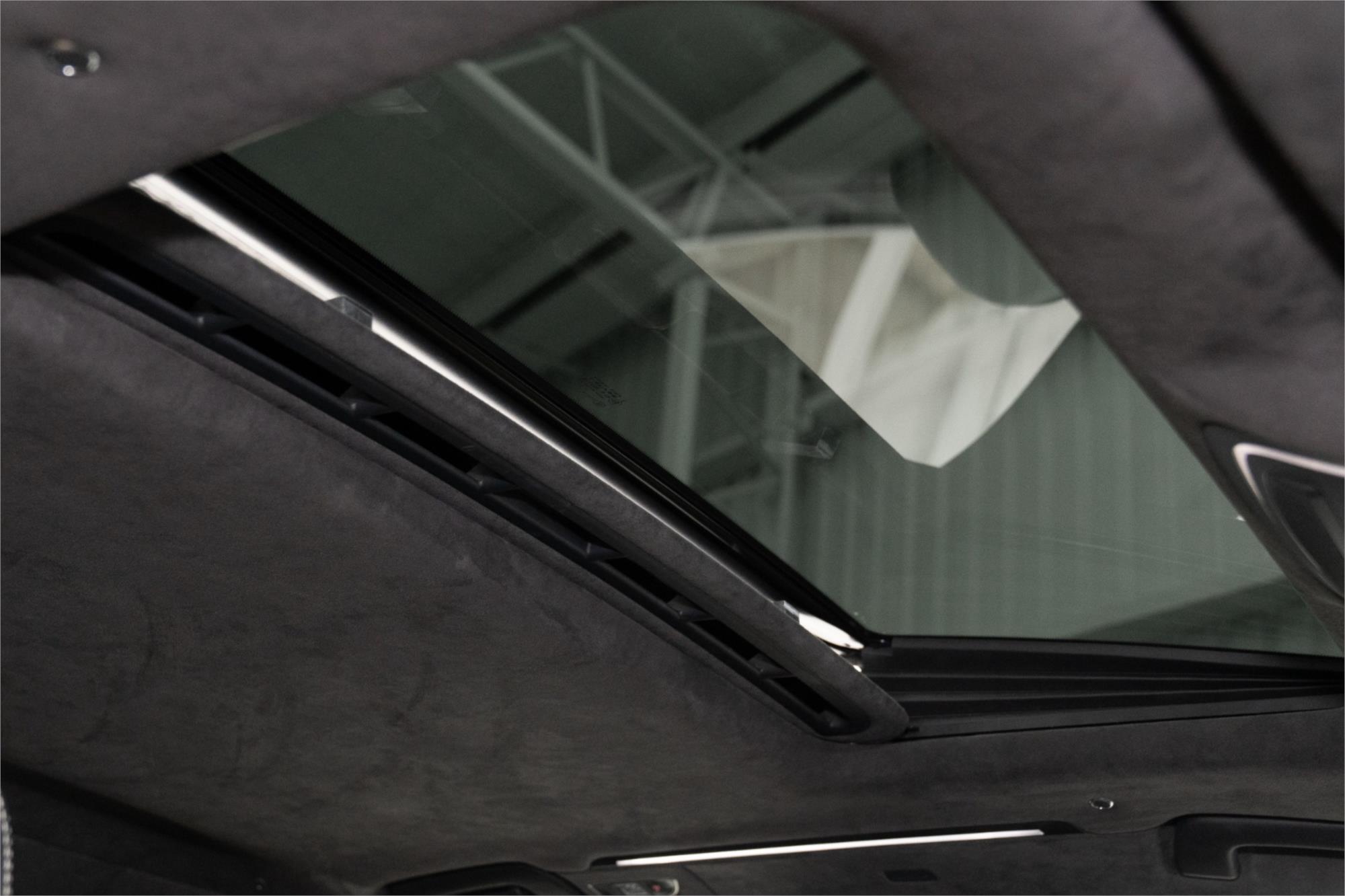 
								2014 AUDI S8 4.0 TFSI QUATTRO full									