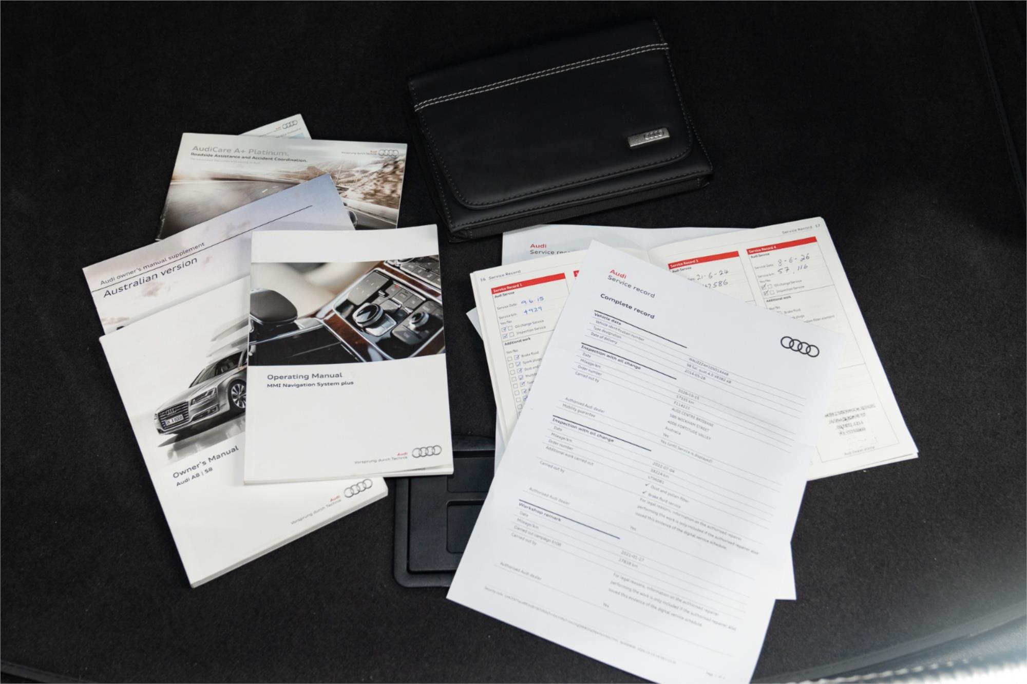 
								2014 AUDI S8 4.0 TFSI QUATTRO full									