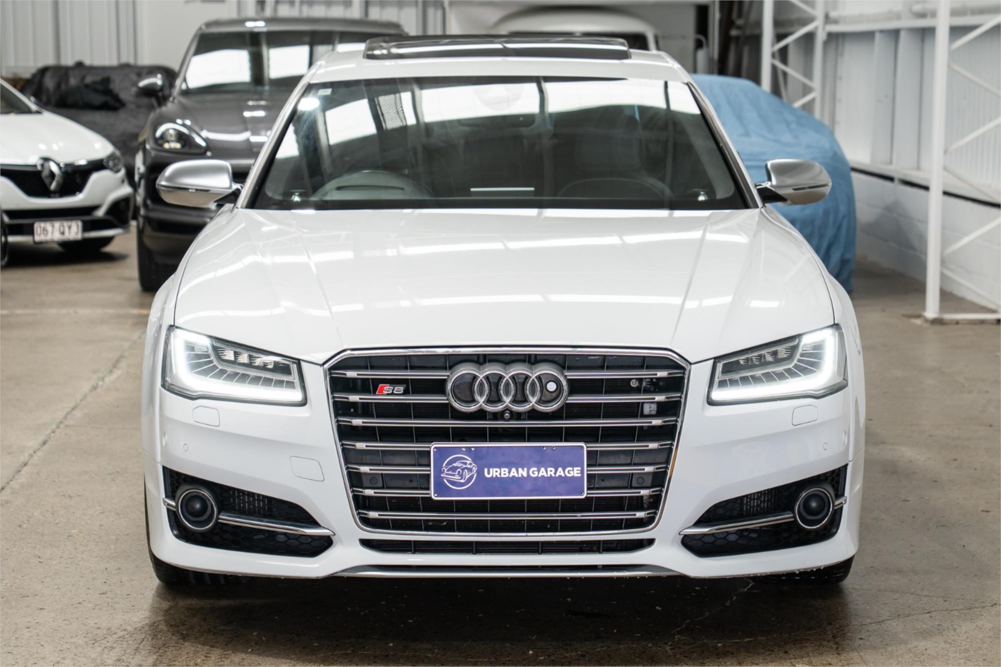 
								2014 AUDI S8 4.0 TFSI QUATTRO full									