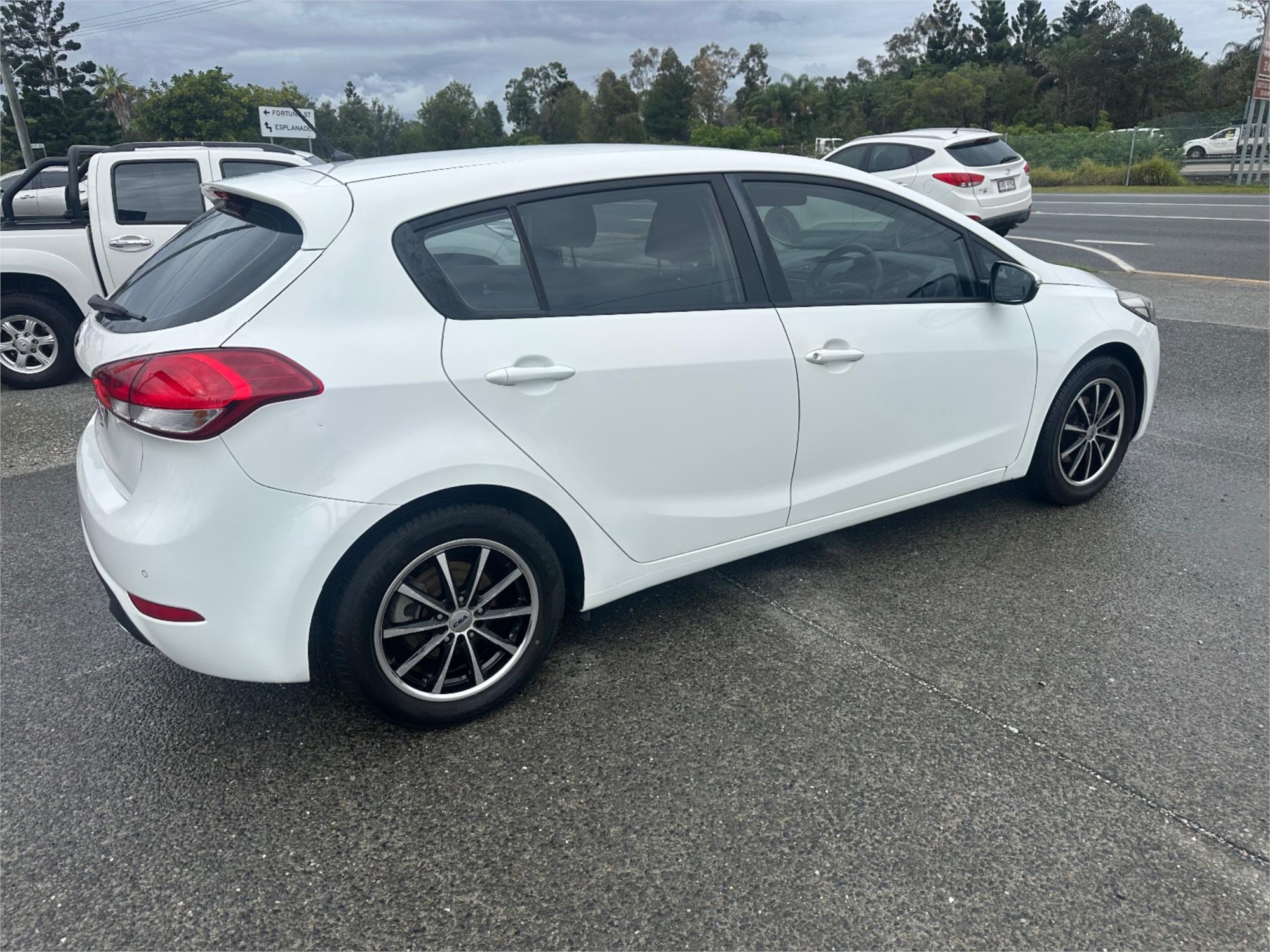 
								2015 Kia Cerato S full									