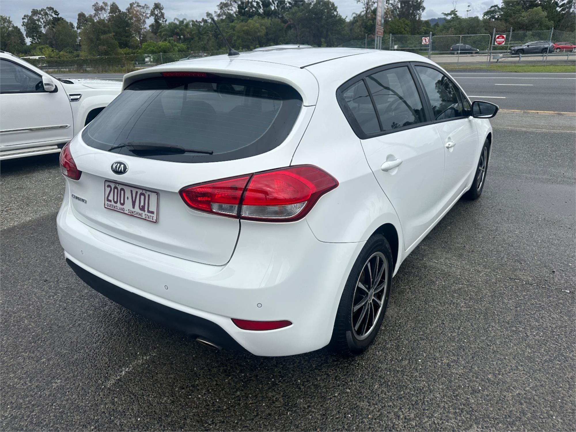 
								2015 Kia Cerato S full									