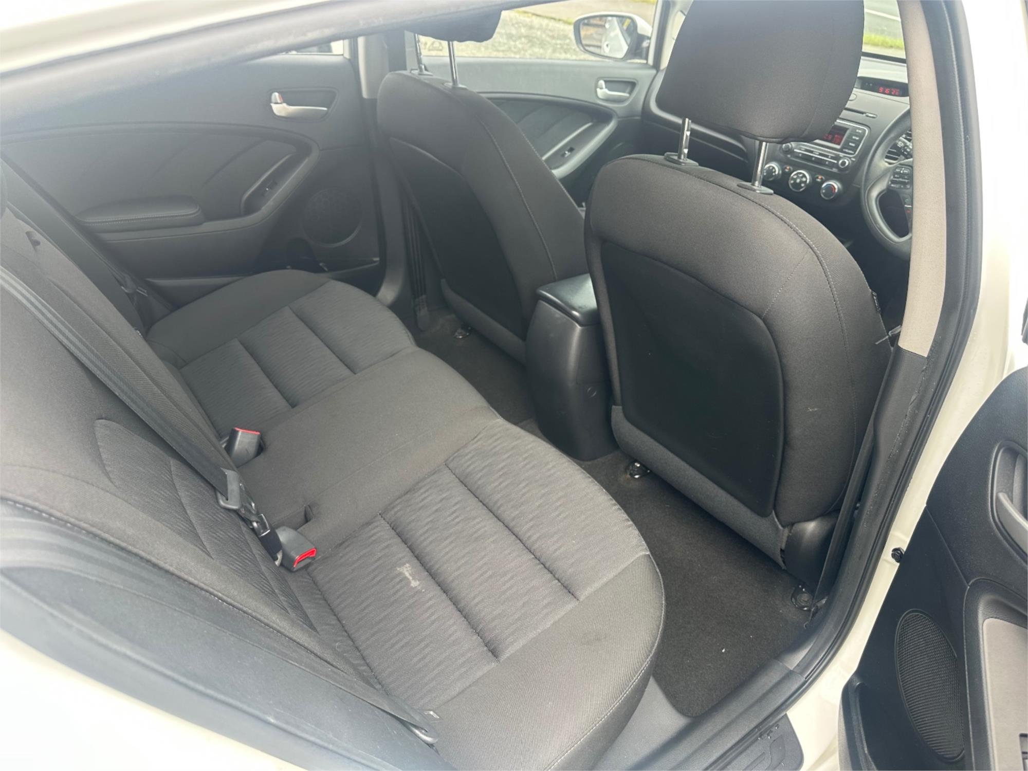 
								2015 Kia Cerato S full									