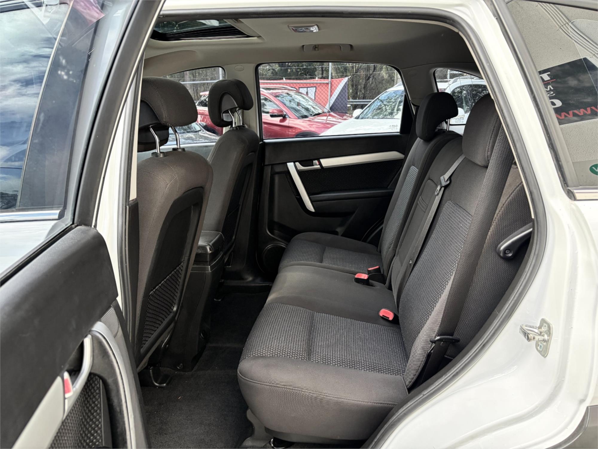 
								2012 Holden Captiva 7 SX full									