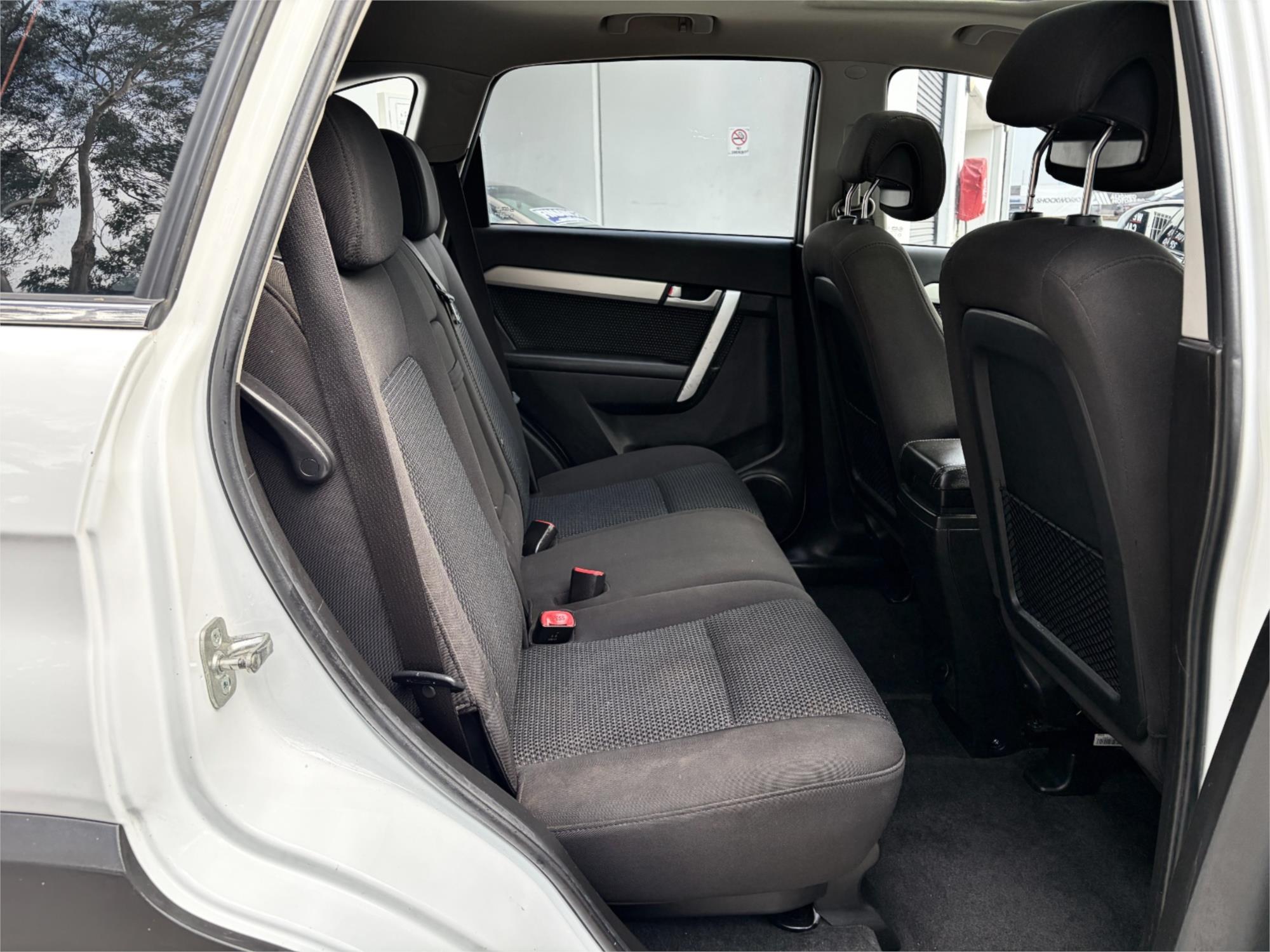 
								2012 Holden Captiva 7 SX full									