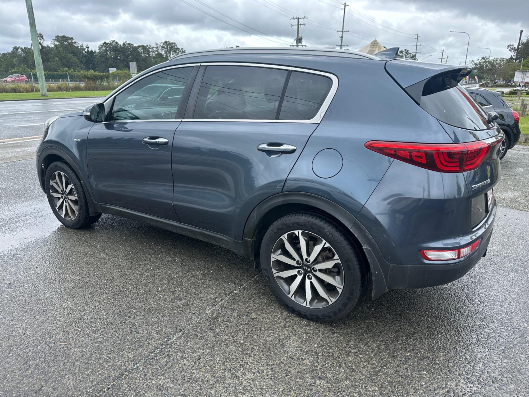 
								2017 Kia Sportage SLi full									