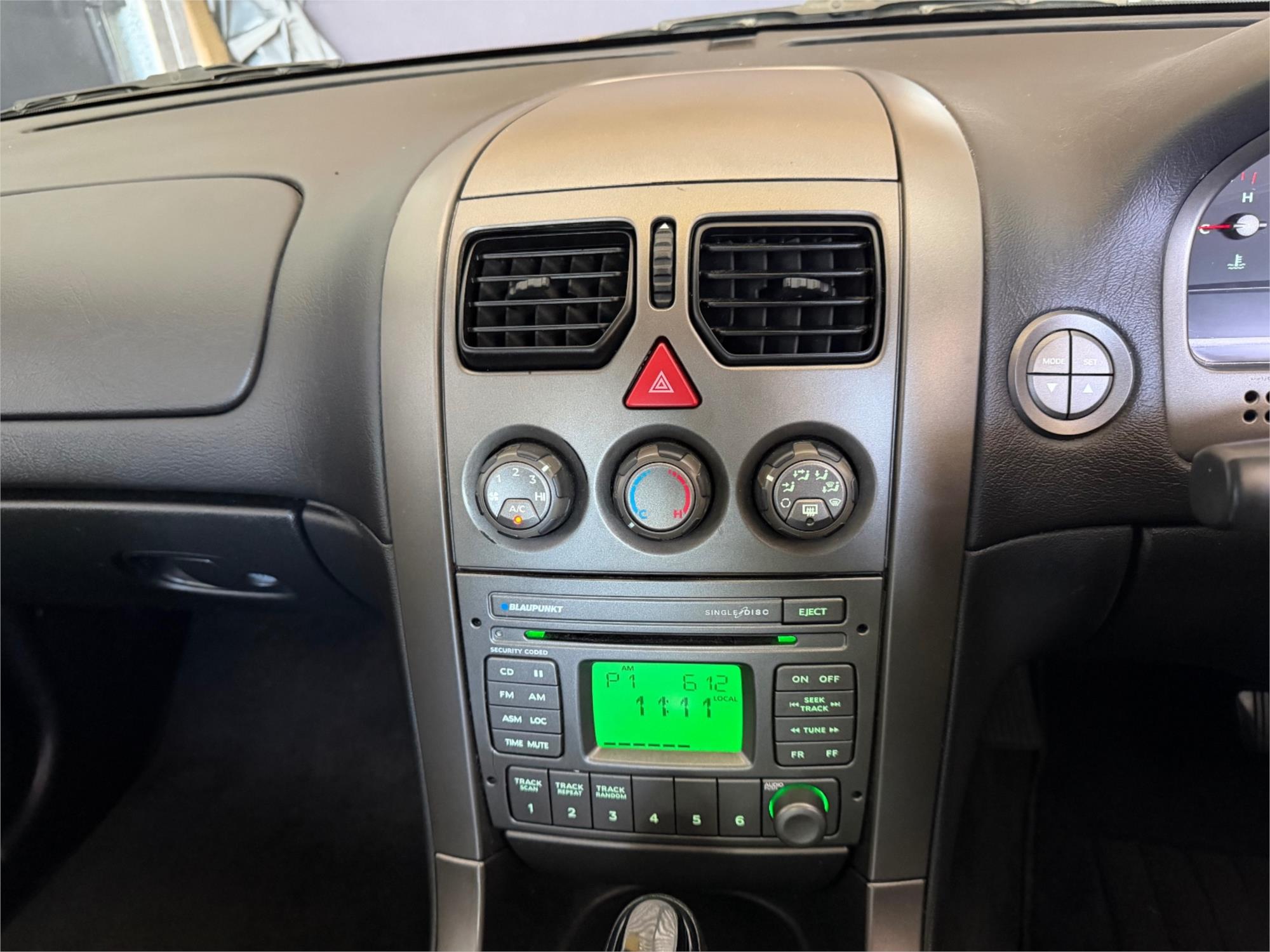 
								2004 HOLDEN COMMODORE EXECUTIVE full									