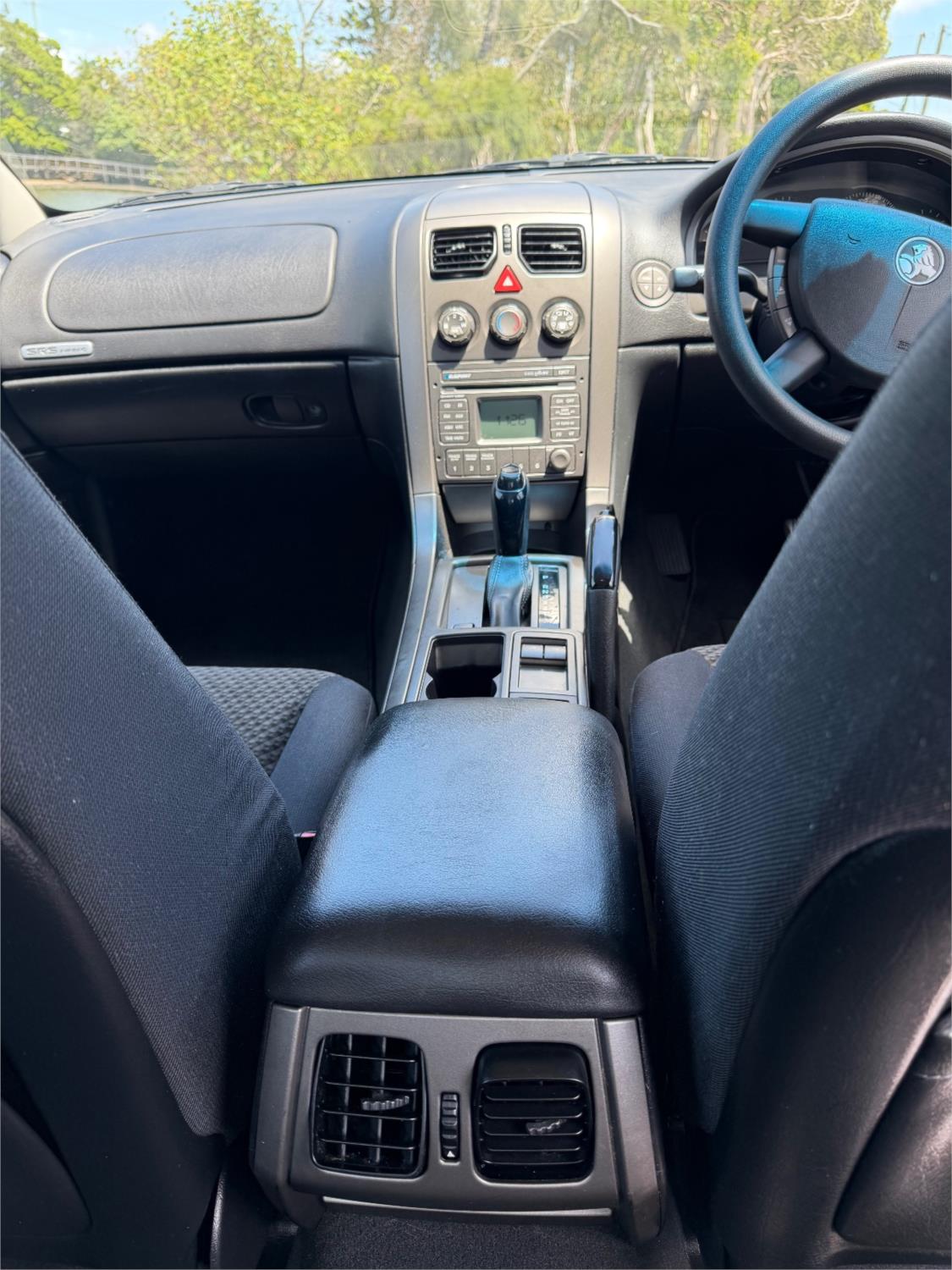 
								2004 HOLDEN COMMODORE EXECUTIVE full									