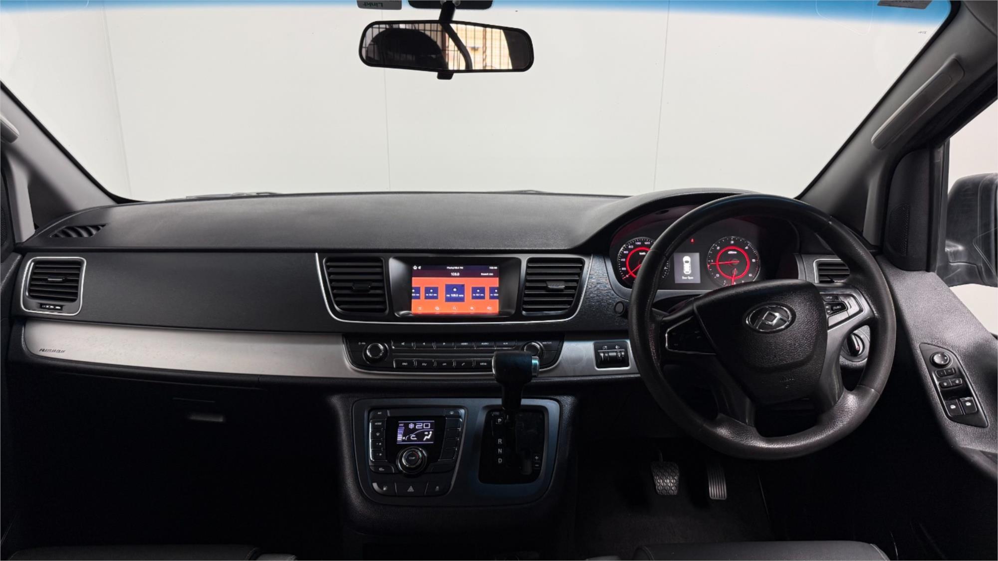 
								2020 LDV G10 LIFT DOOR full									