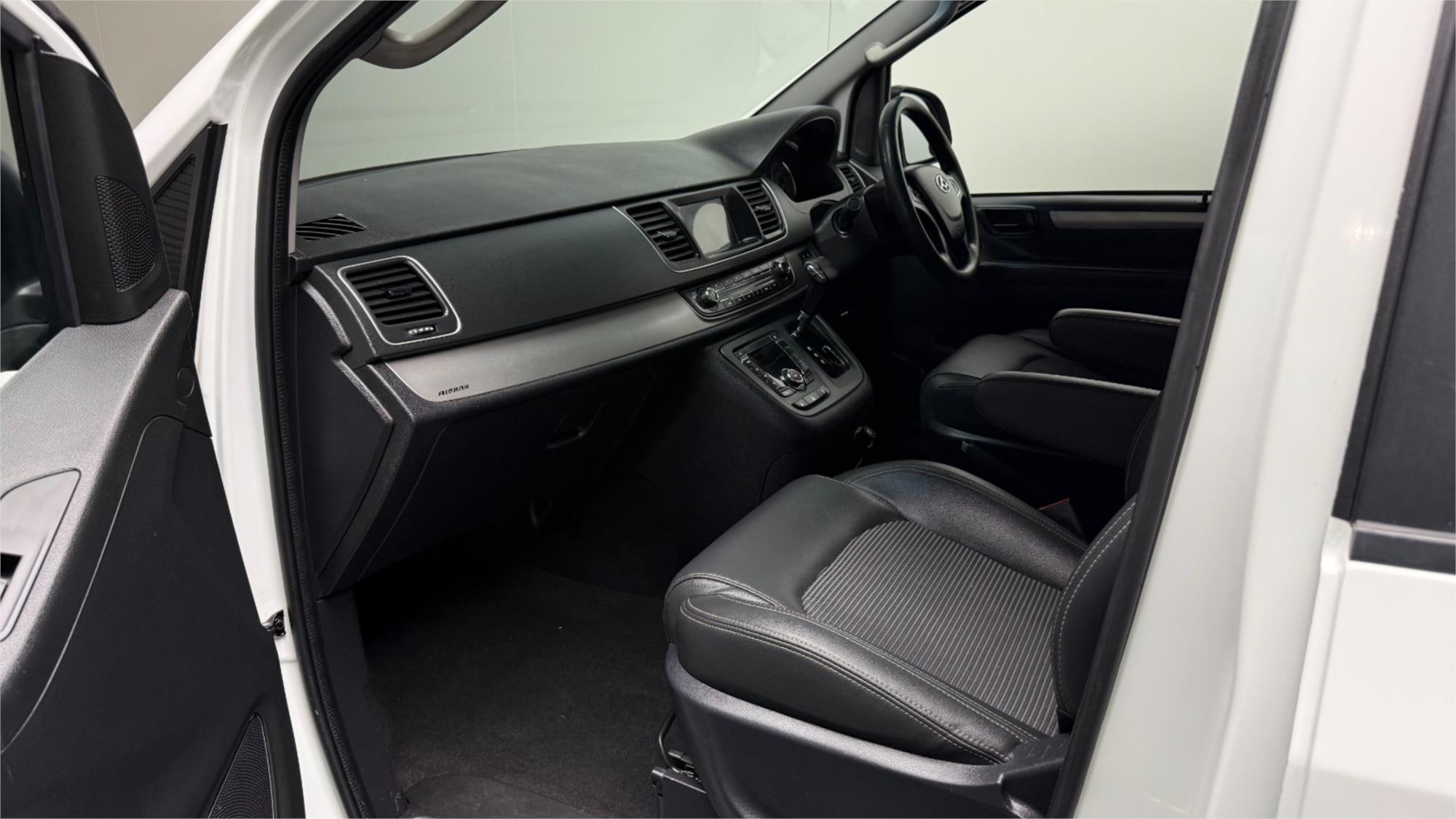 
								2020 LDV G10 LIFT DOOR full									