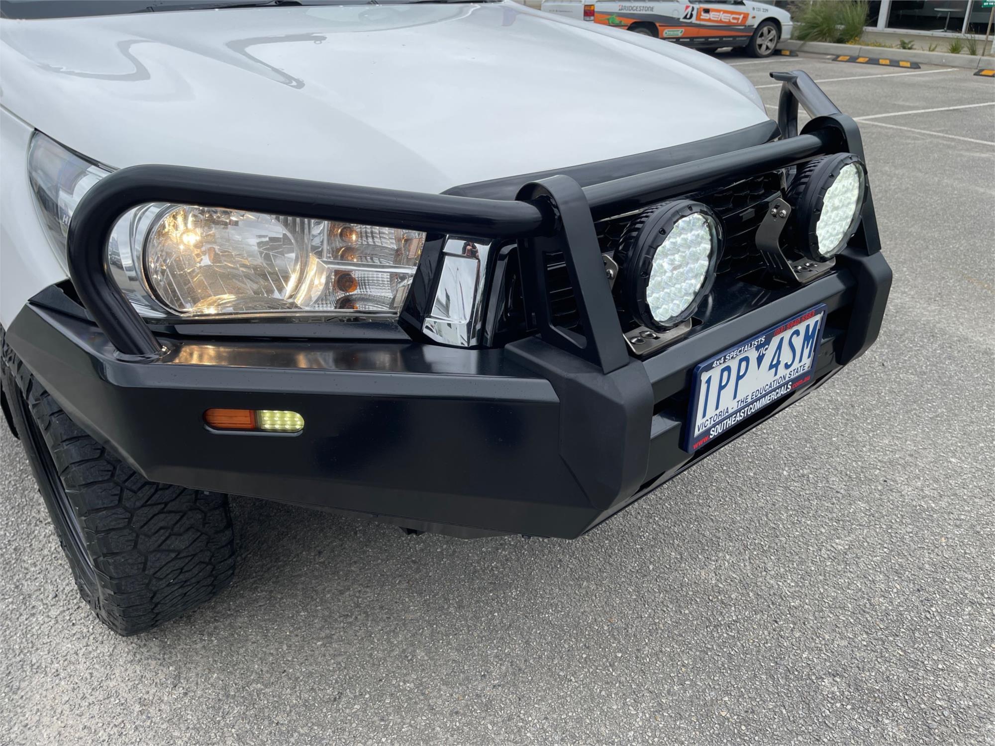 
								2019 Toyota Hilux SR full									