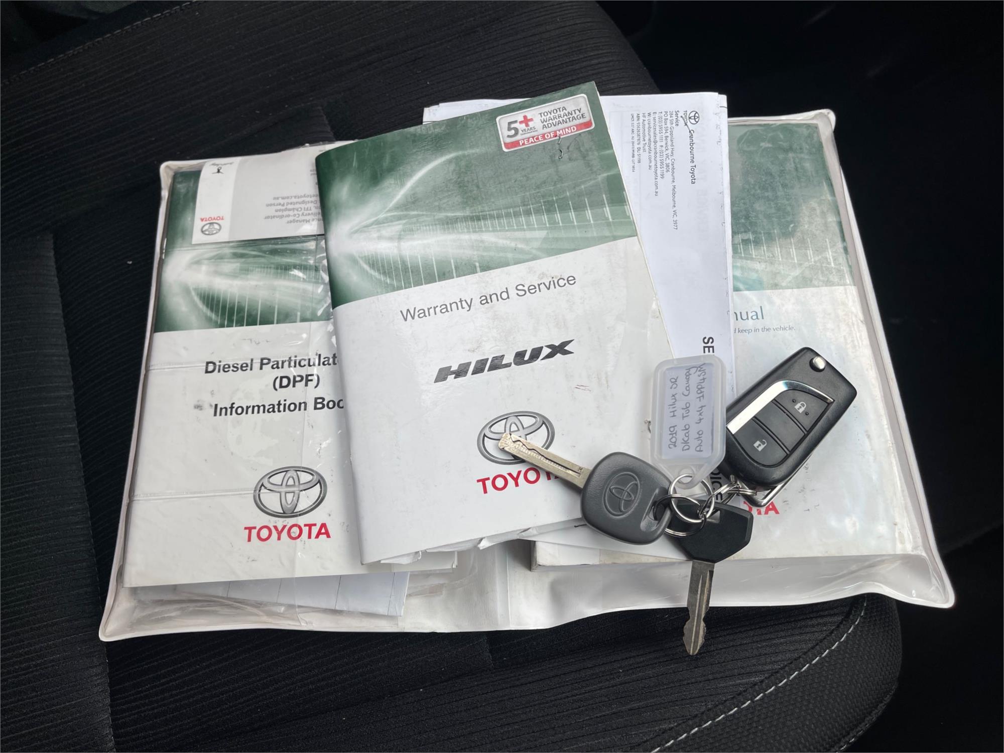 
								2019 Toyota Hilux SR full									