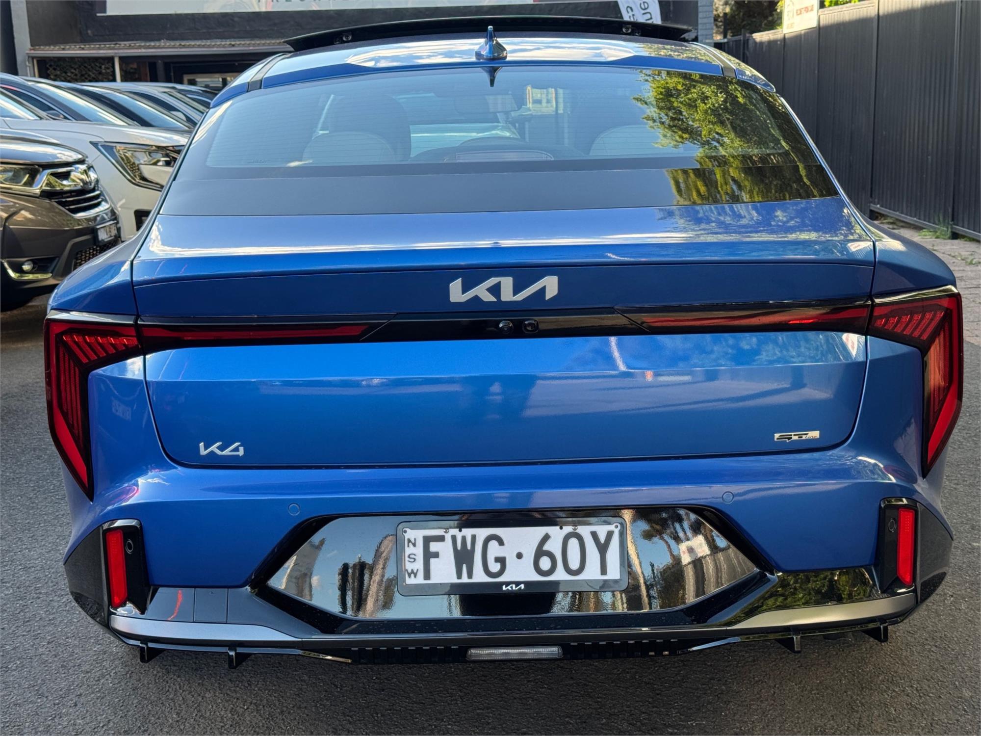 
								2025 Kia K4 GT-Line full									