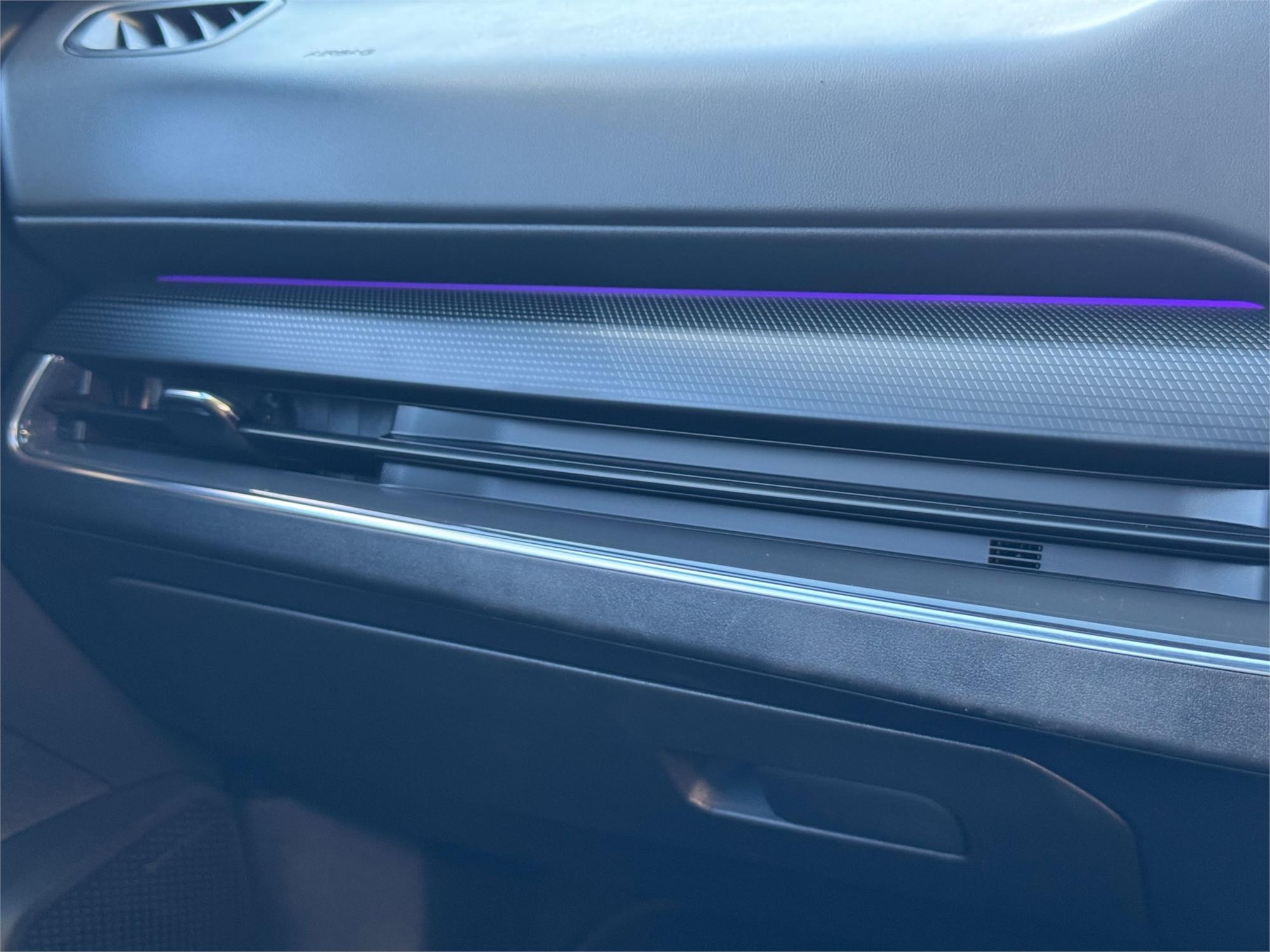 
								2025 Kia K4 GT-Line full									