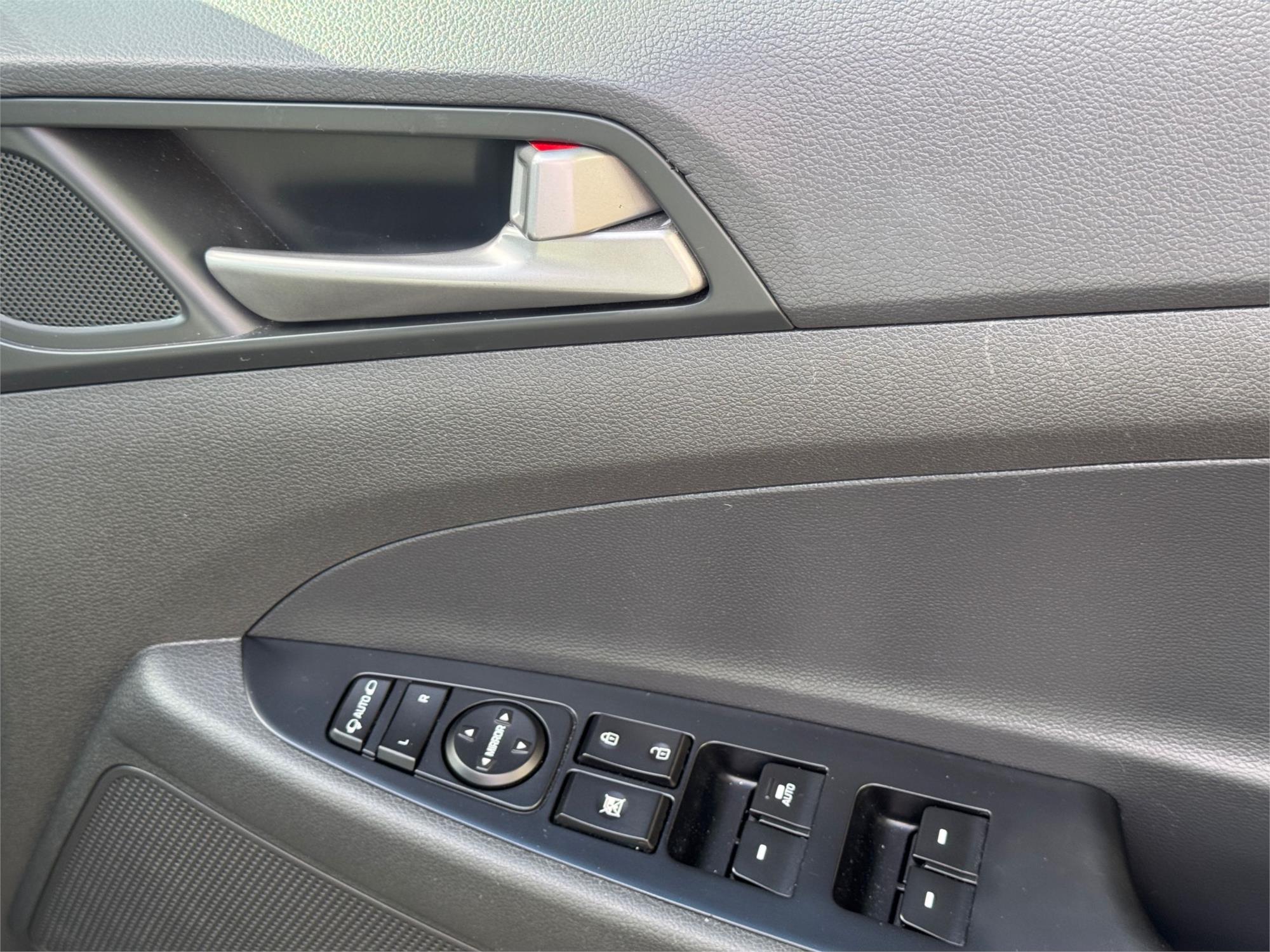 
								2018 Hyundai Tucson Active X full									