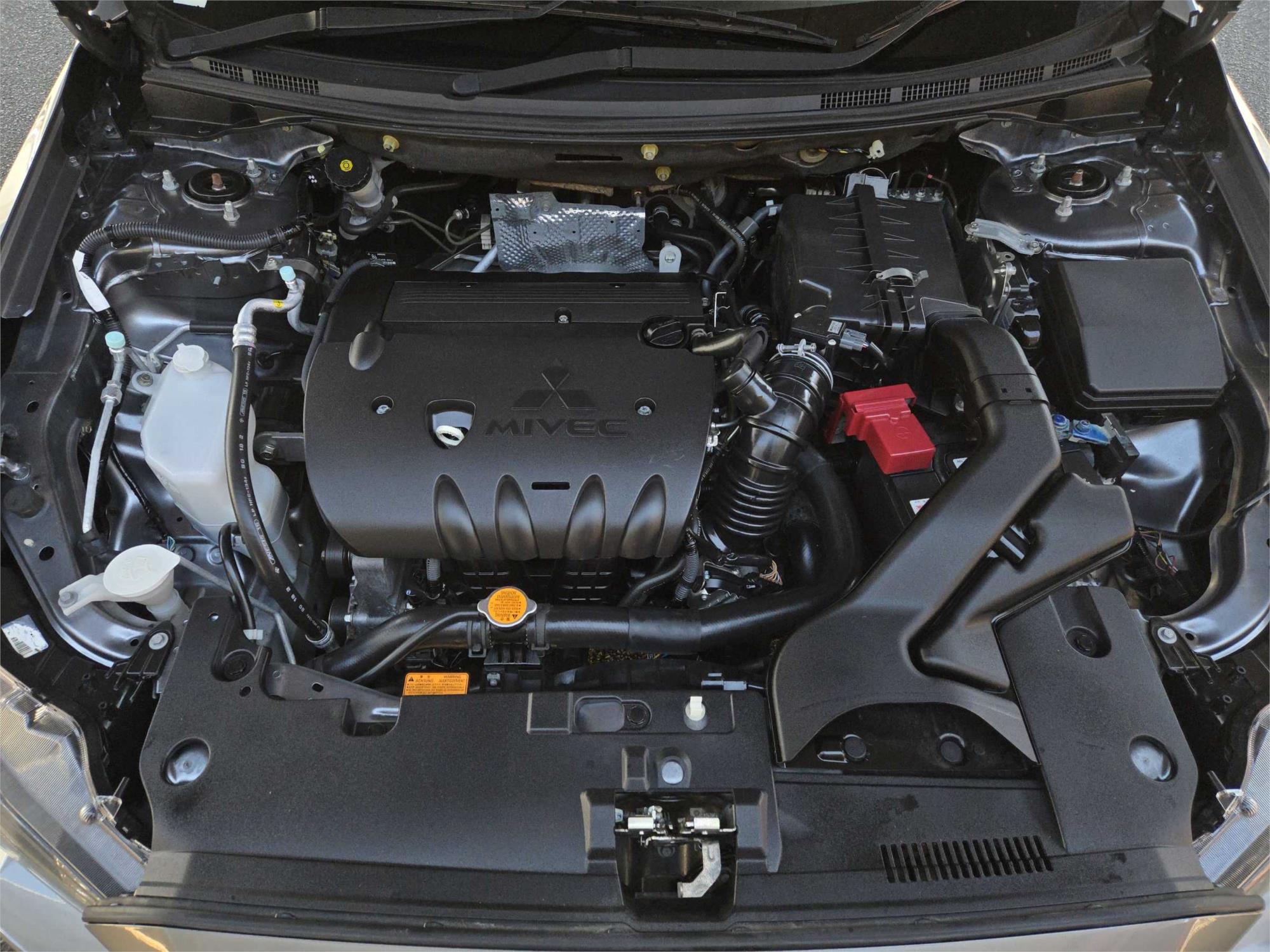
								2012 Mitsubishi Lancer LX full									