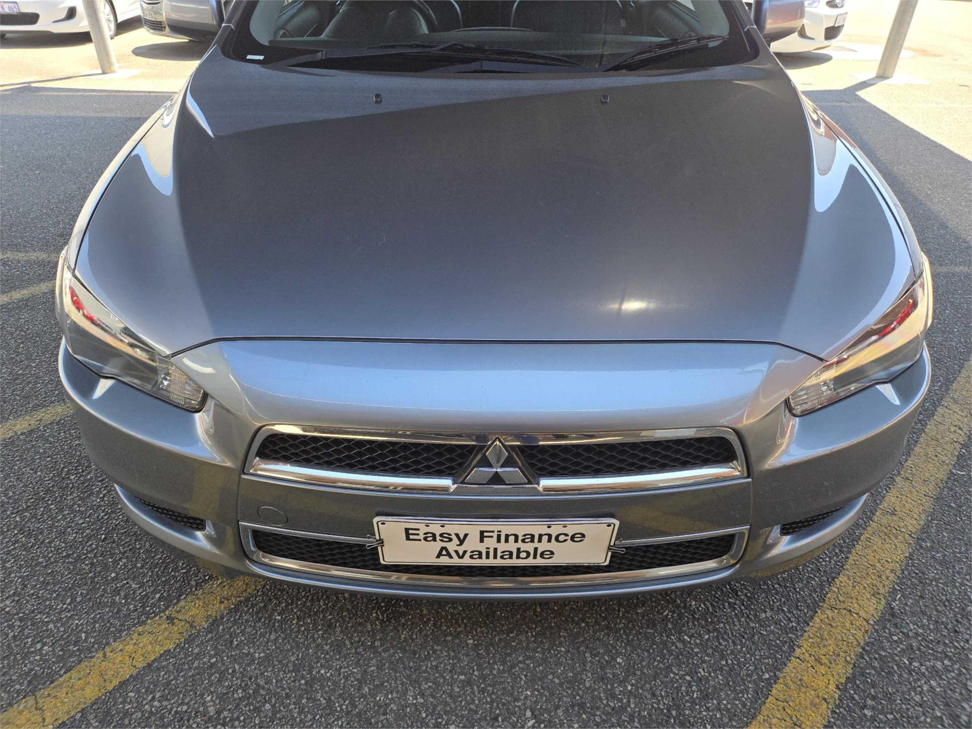 
								2012 Mitsubishi Lancer LX full									