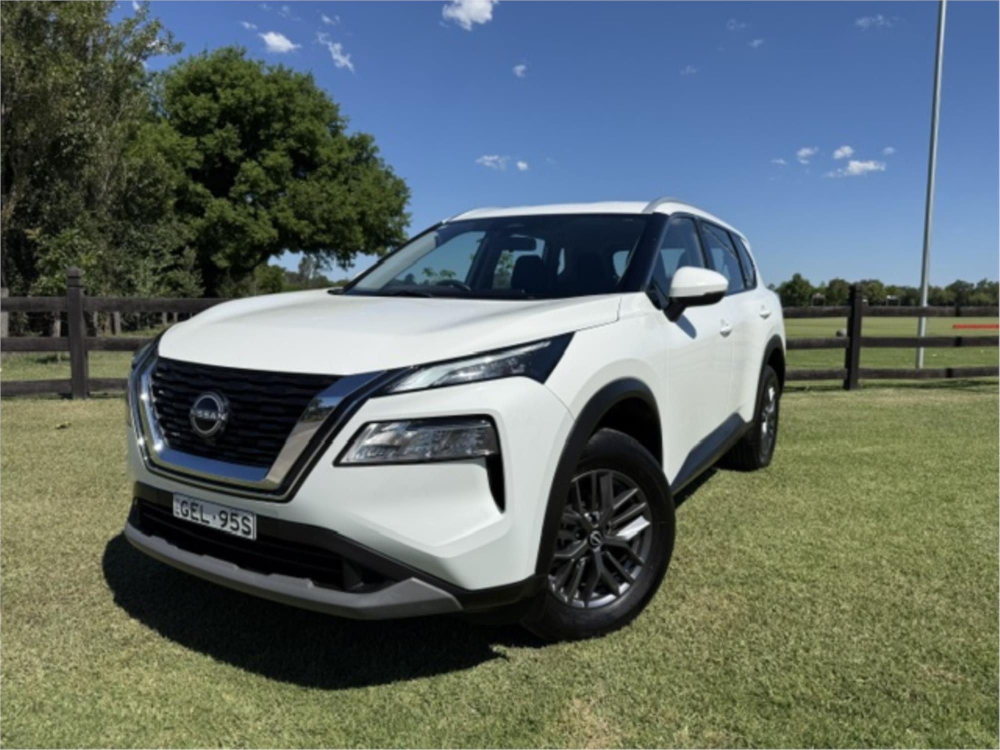 
								2024 NISSAN X-TRAIL ST (2WD) full									