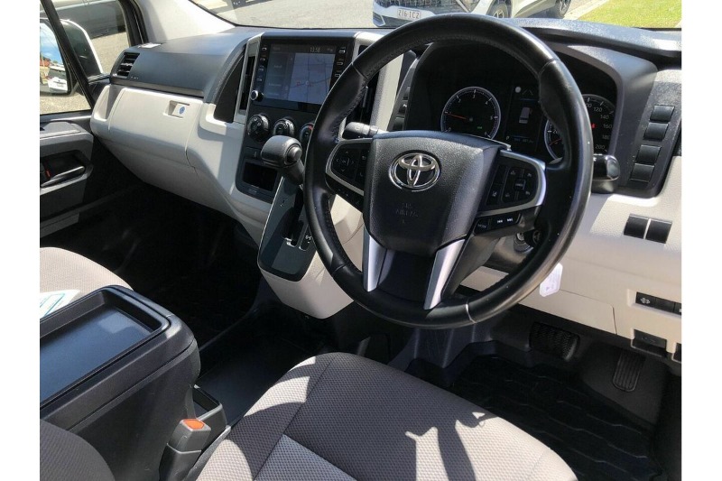 
								Toyota Hiace GDH300R LWB (2023) full									