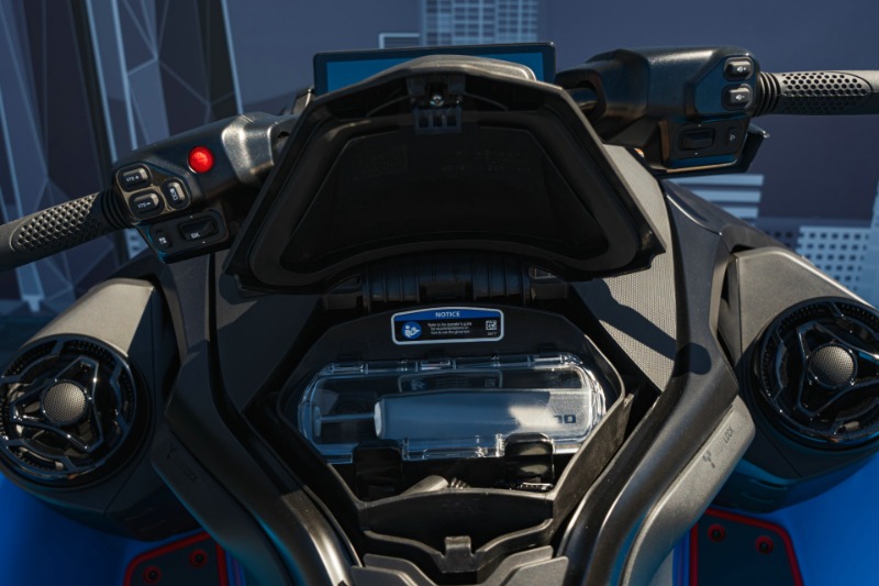 
								2026 SEA-DOO RXT-X 325 TECH 2.0 S/N 9000235 full									