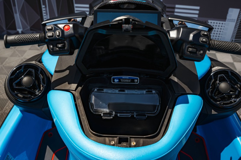 
								2026 SEA-DOO RXP-X 325 TECH 2.0 S/N 9000234 full									